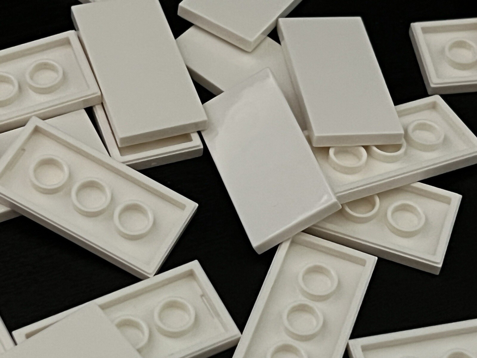 LOT 50 BRAND NEW LEGO 2x4 WHITE FLAT SMOOTH FINISHING TILES BRICK TILE 87079