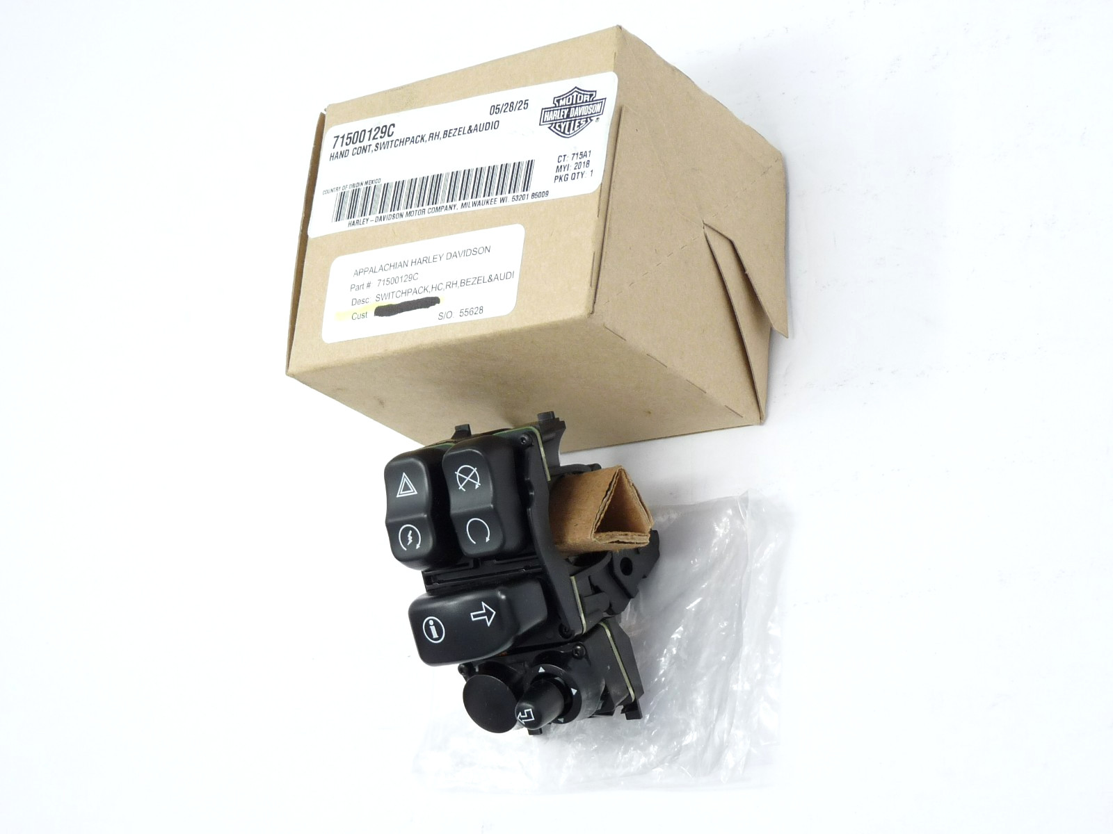 GENUINE HARLEY DAVIDSON RH CONTROL SWITCH PACK 19-23 STREET ROAD GLIDE 71500129C