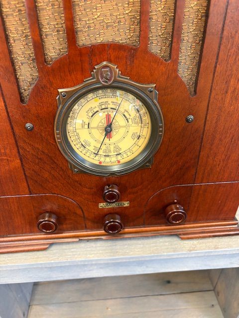 Kadette 53 Tombstone Radio