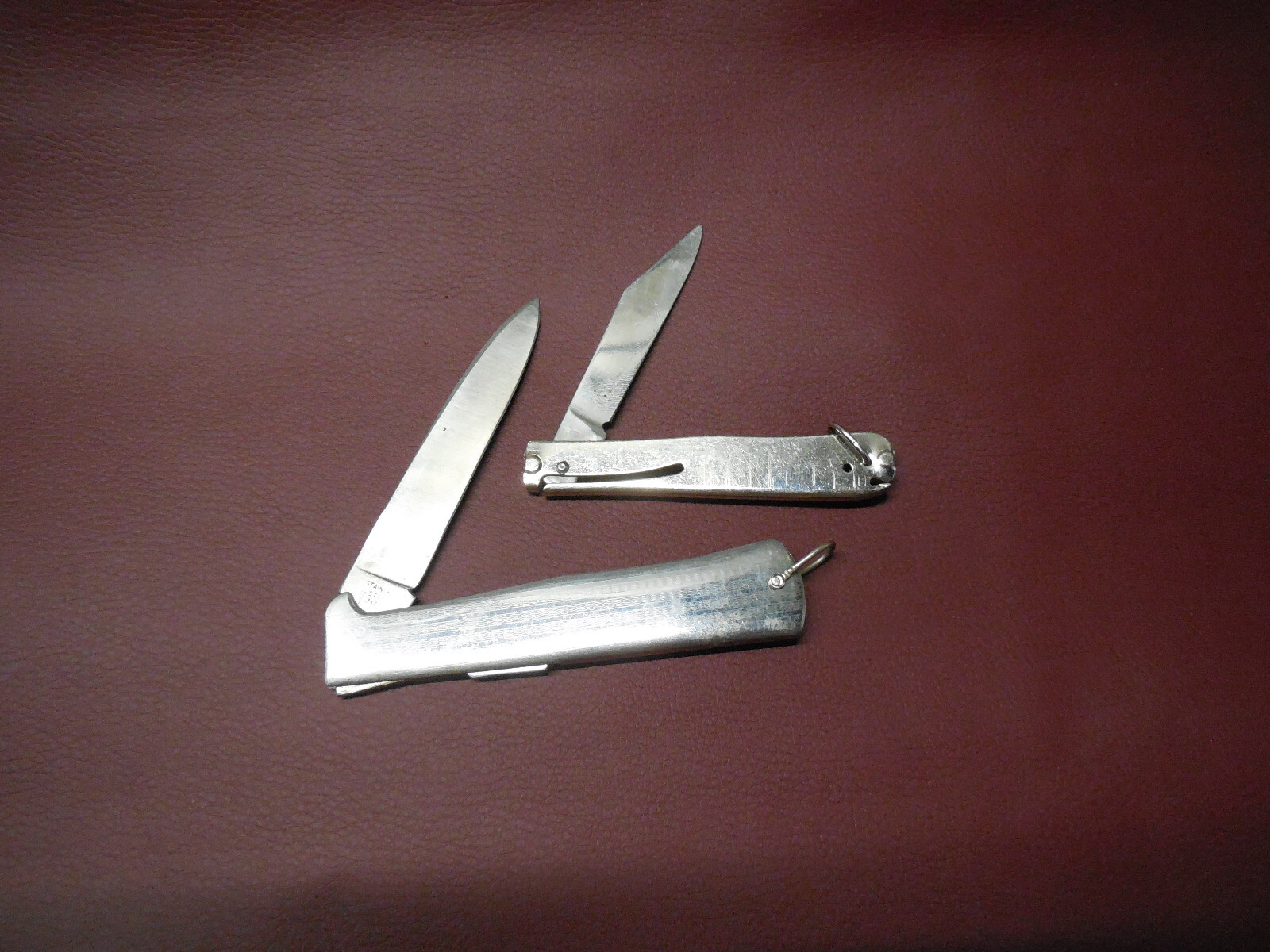 WWII FOLDING KNIFE JAPAN VALOR Germany WWll pressed knife 2 knives RAND KAT