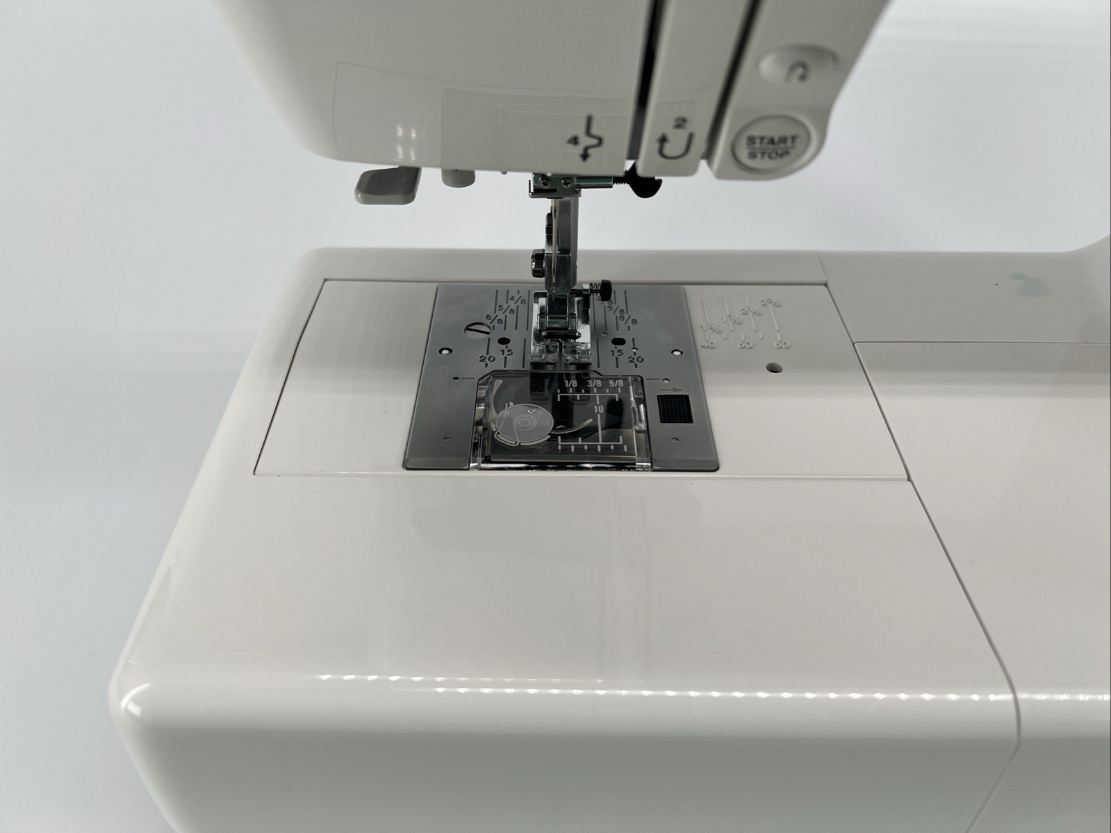 Janome Magnolia 7330 Sewing Machine with Power Cord - Excellent