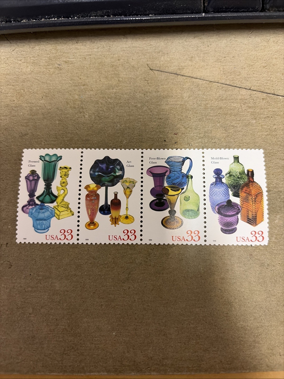 1999 US Postage #3325 -28 American Glass 33c Strip of 4 MNH Stamps Free Shipping