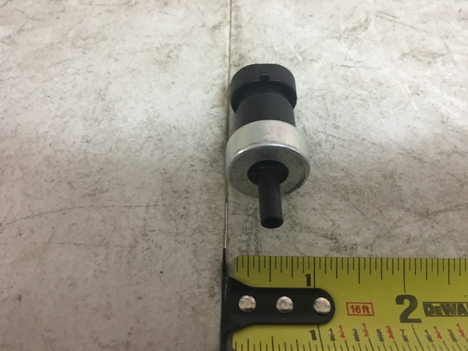 Parking Brake Light Switch for International PAI# 450549 Ref 2035006C2 2035006C1