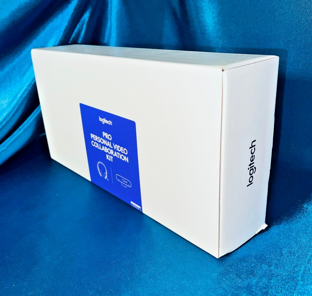 Logitech PRO Personal Video Collaboration Kit - Webcam and Headset - 991-000344