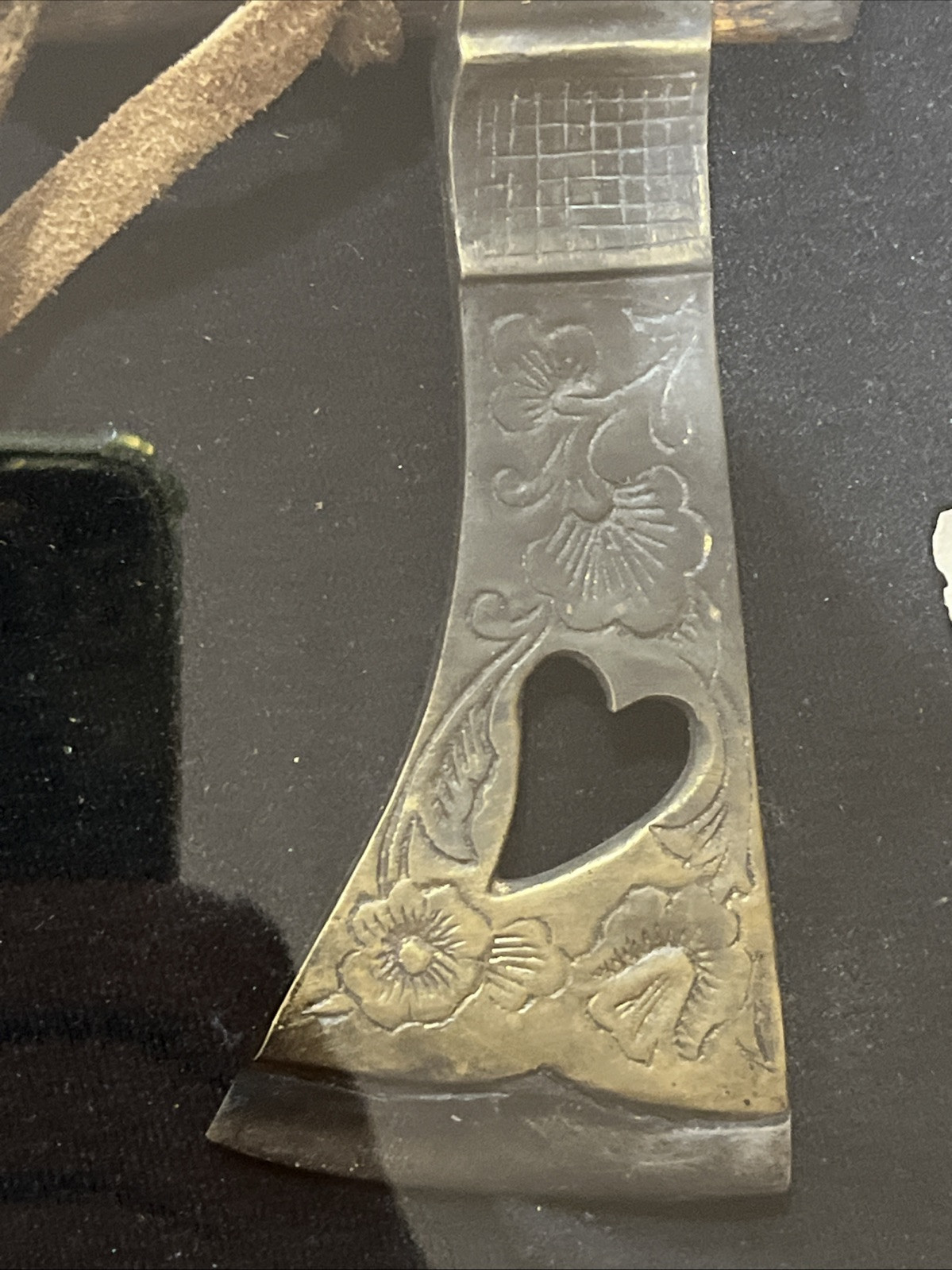 AUTH. NATIVE AMERICAN INDIAN Territory PIPE TOMAHAWK WITH Leather Tobacco Bag!