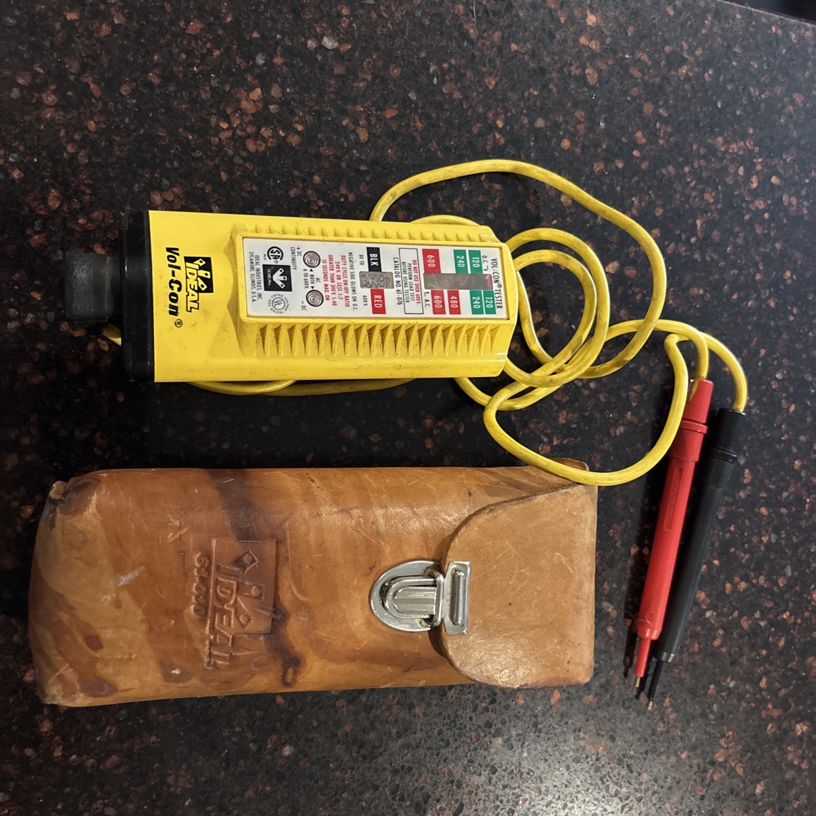 Ideal Vol-Con 61-076 AC/DC Voltage Tester 120V-600V.