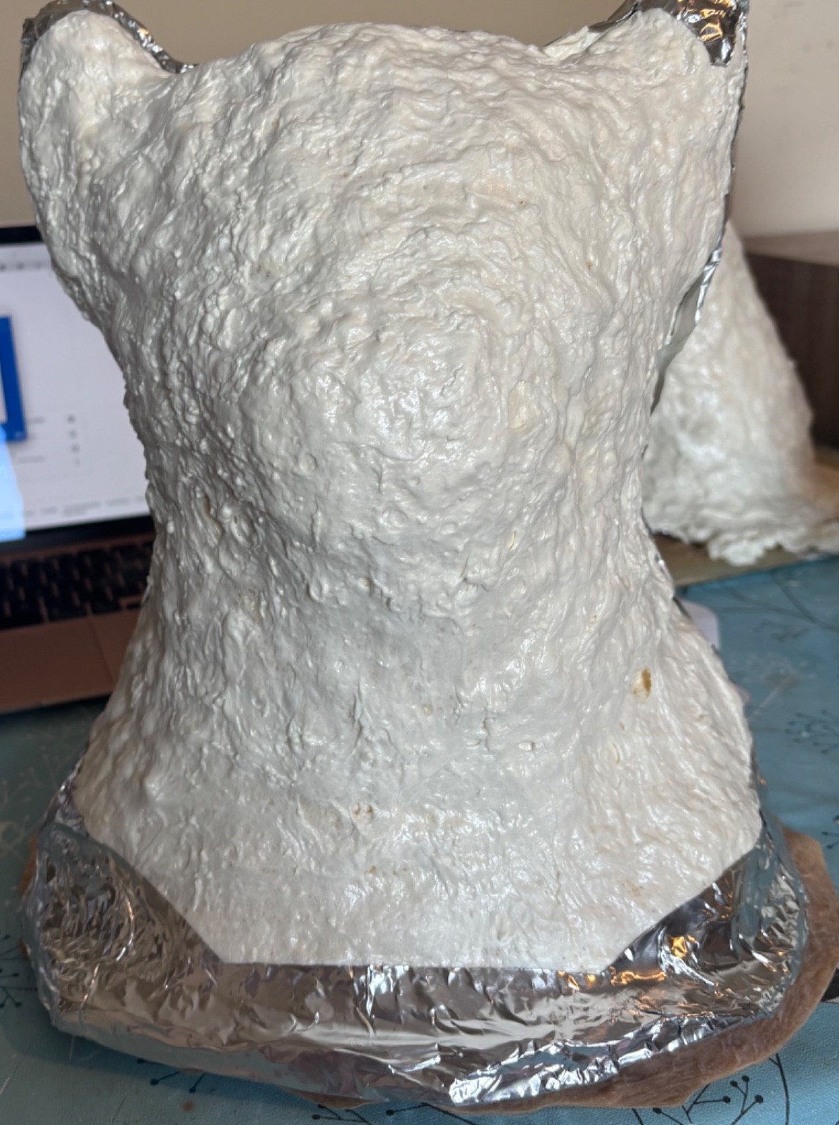 Latex mould WITH FOAM SUPPORT CASE for making this Stunning LARGE COW STATUE