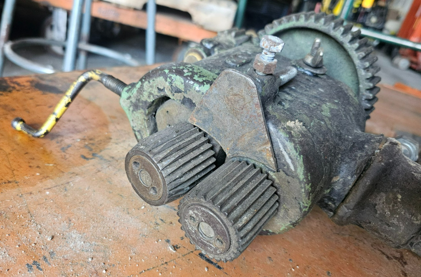 Niagara M&T Works R-1101 Hand Crank Sheet Metal Bead Roller