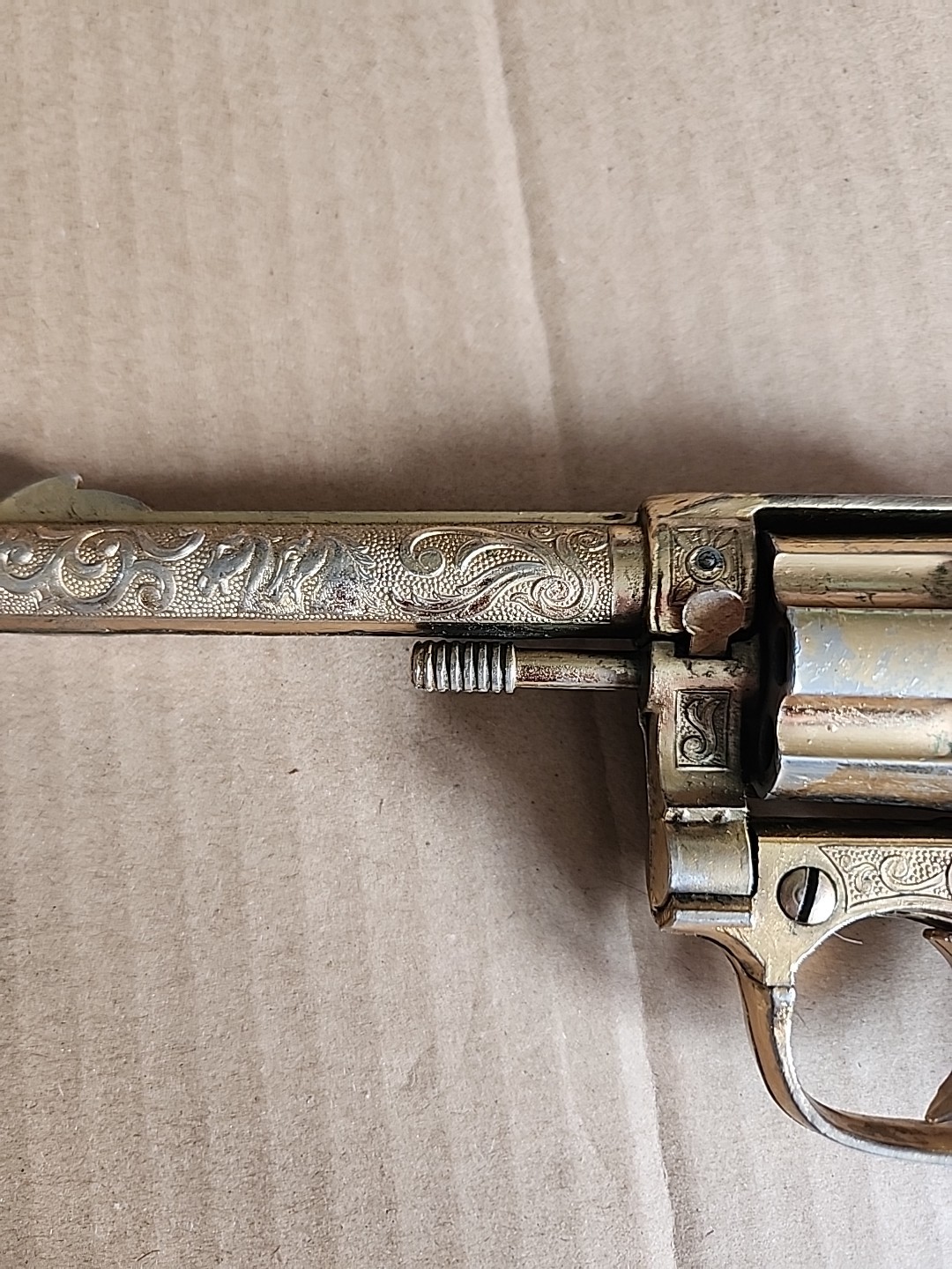 VINTAGE KILGORE BRONCO GOLD PLATED CAP GUN WITH BLACK GRIPS - 1950's WORKING