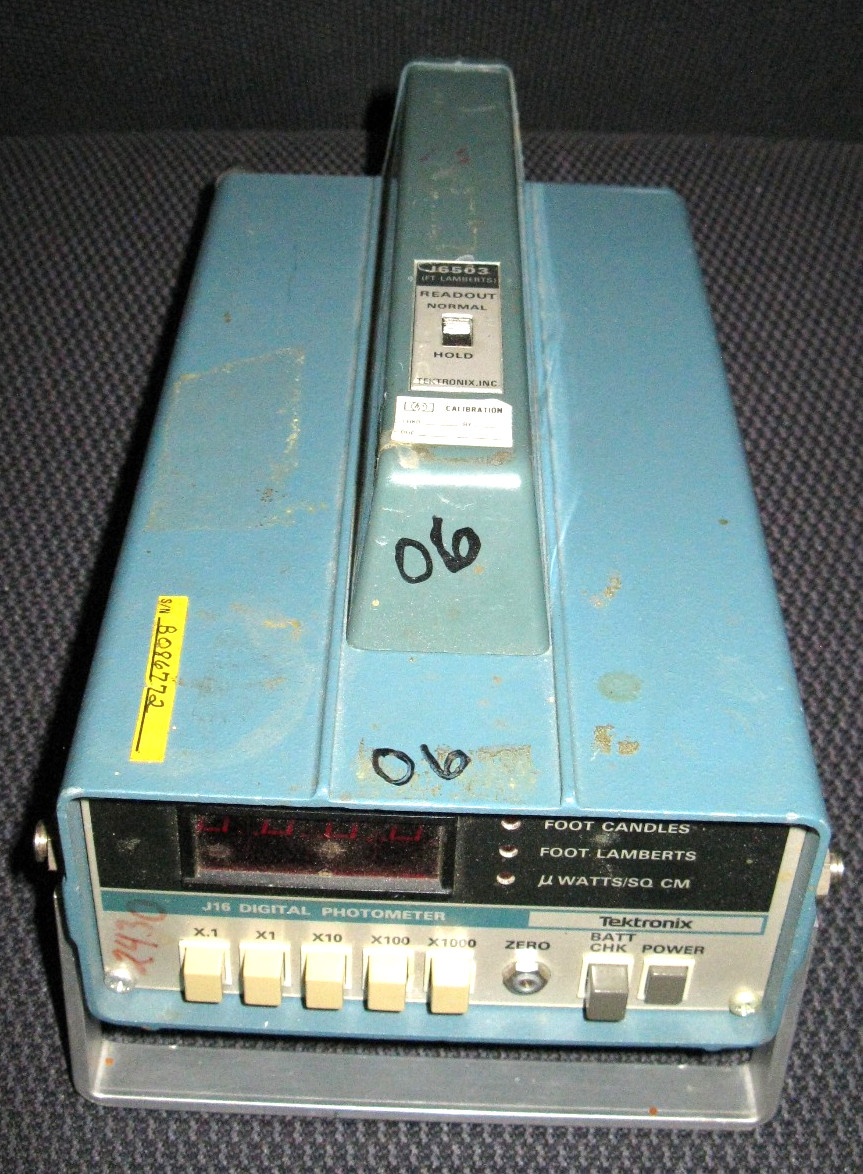 Tektronix J6503 Digital Photometer - as-is for parts - untested