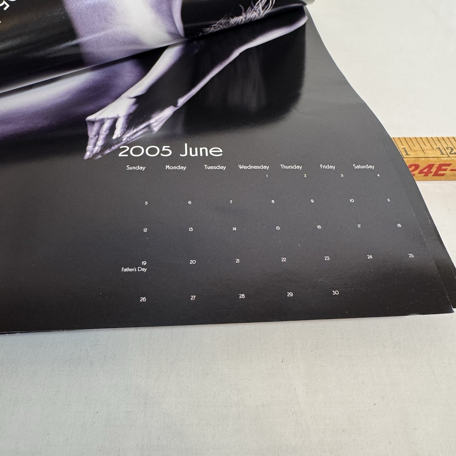 2005 Monte Christo Featuring Cigars & Silver Female Model Calendar **