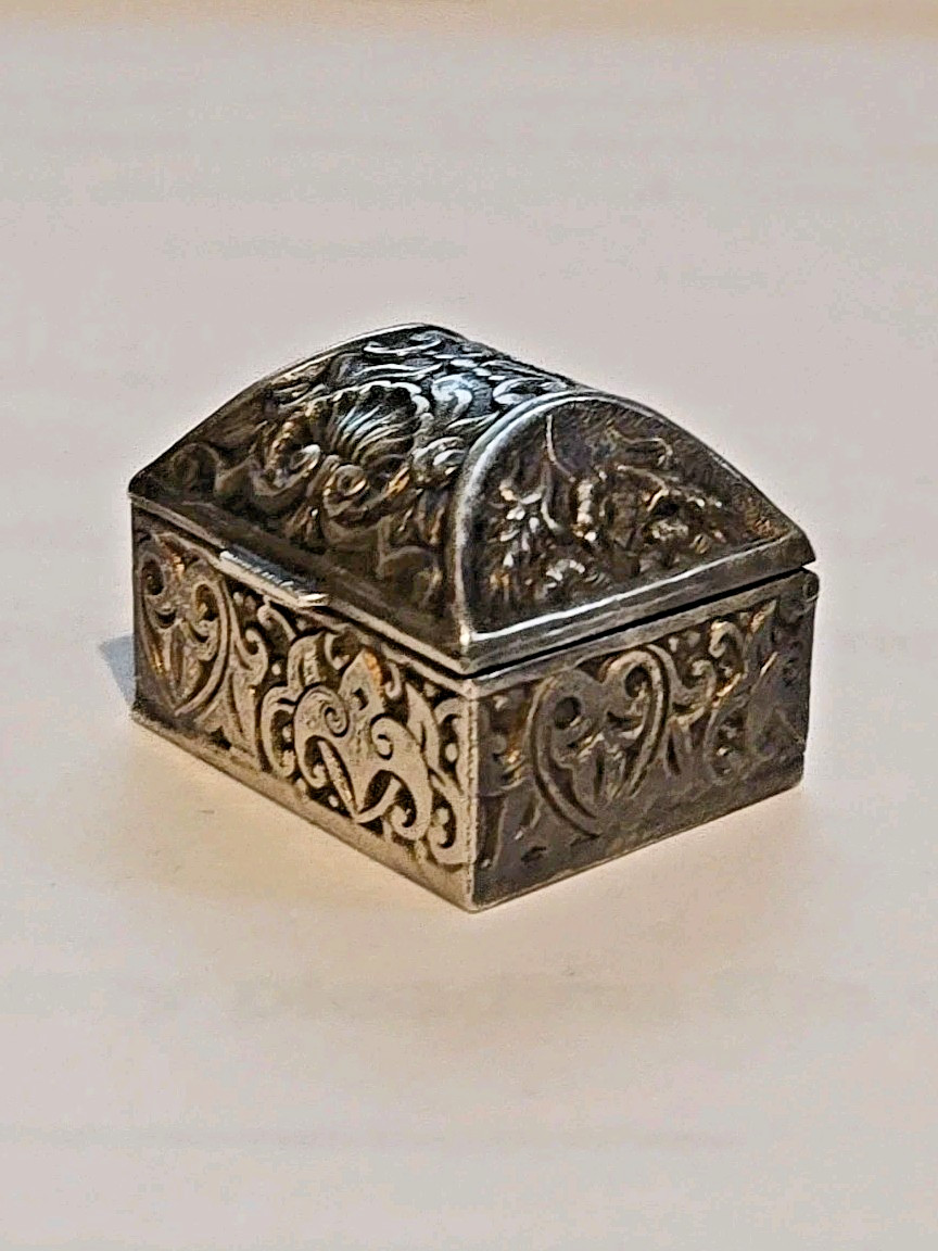 Antique Miniature Repoussé Domed Hinged Box Casket Sterling Silver