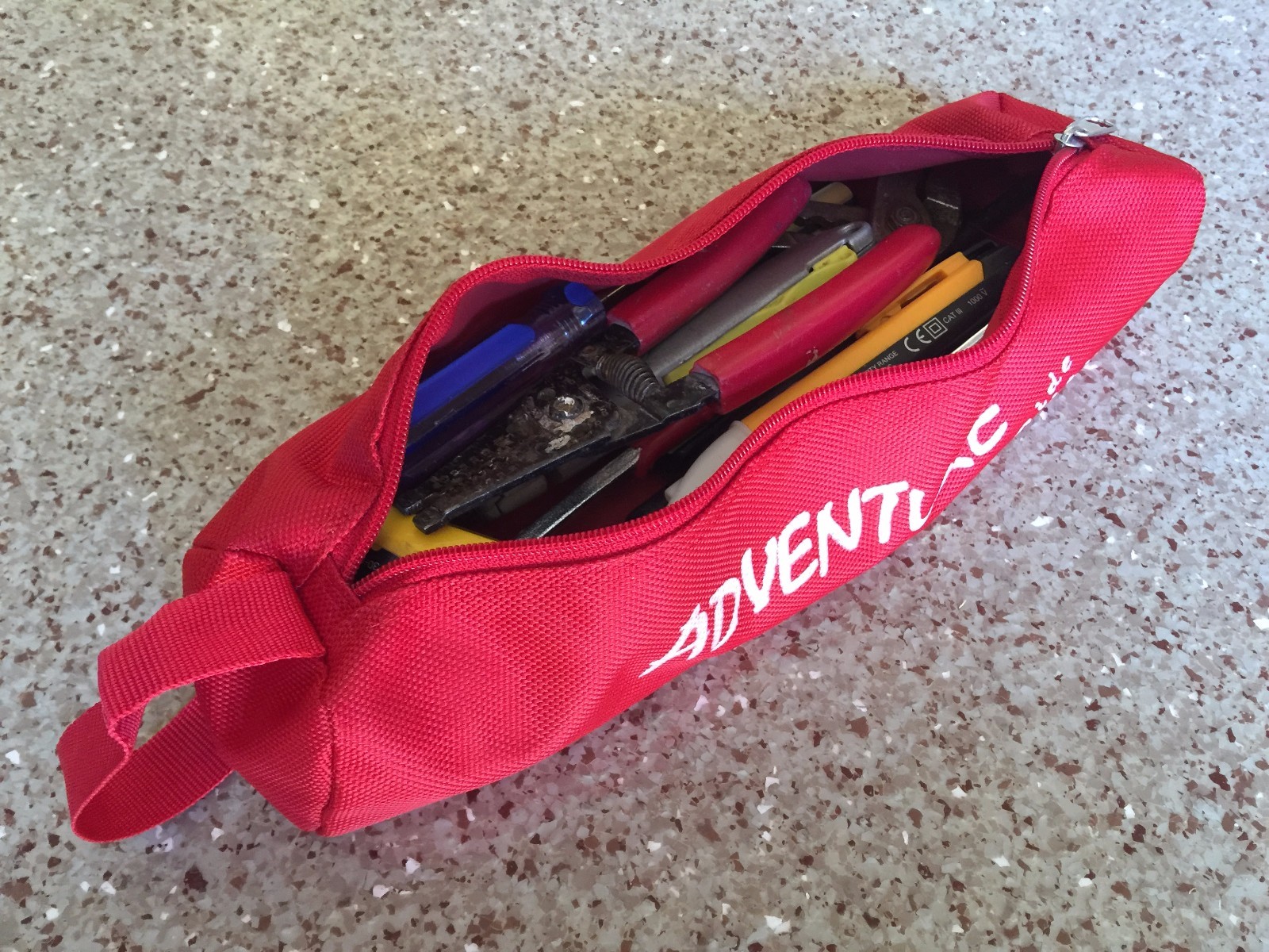 Tool Bag YAMAHA XT 500 600 660 750 1200 XTZ ZE Tenere tool bag Red 29-038