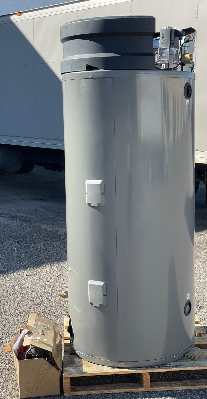 NEW Rheem GHE119SU-500 NG Triton Super Duty 119 Gallon Commercial Water Heater