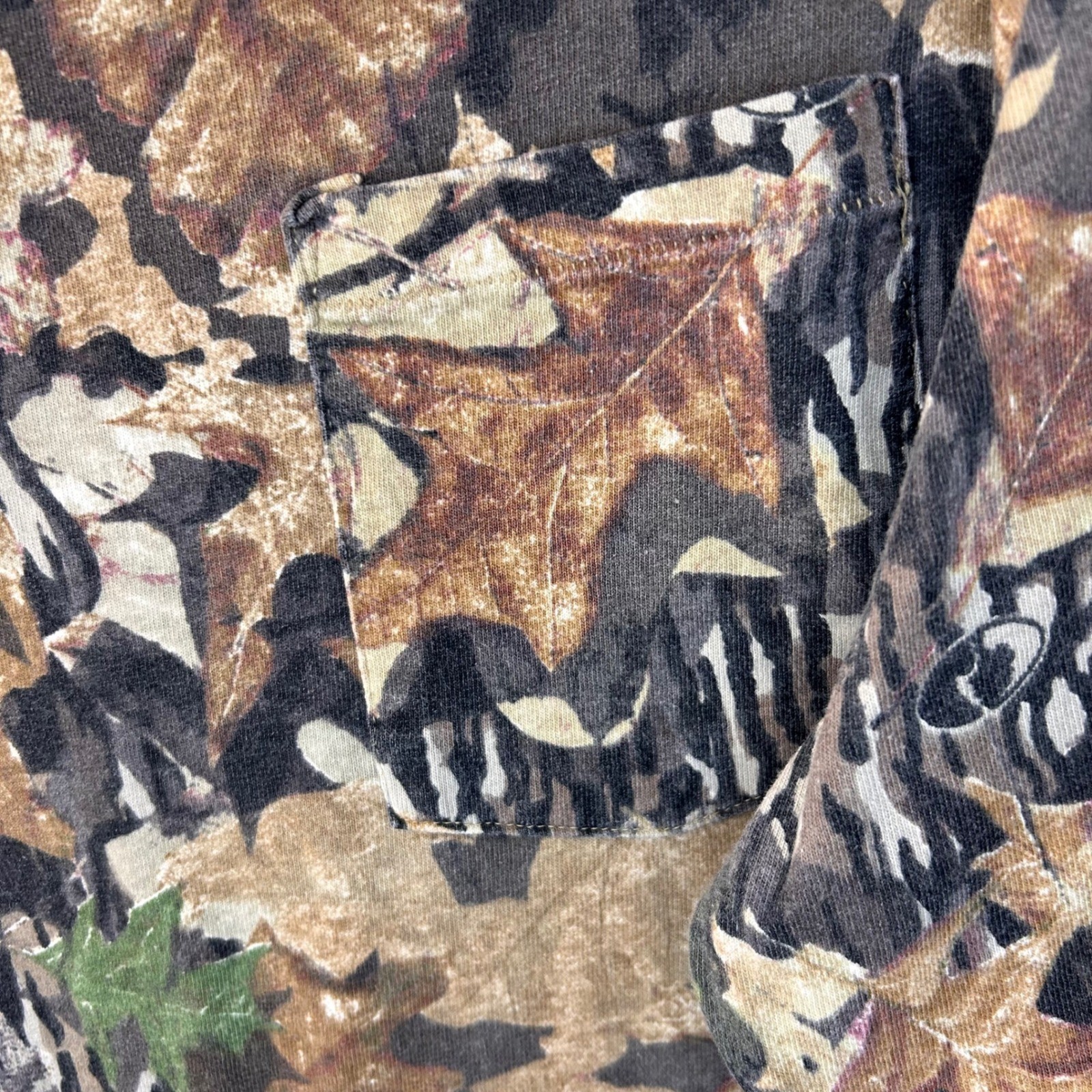 Vintage 90s Mossy Oak Mens L Camo Forest Floor Long Sleeve Shirt Hunting Pocket