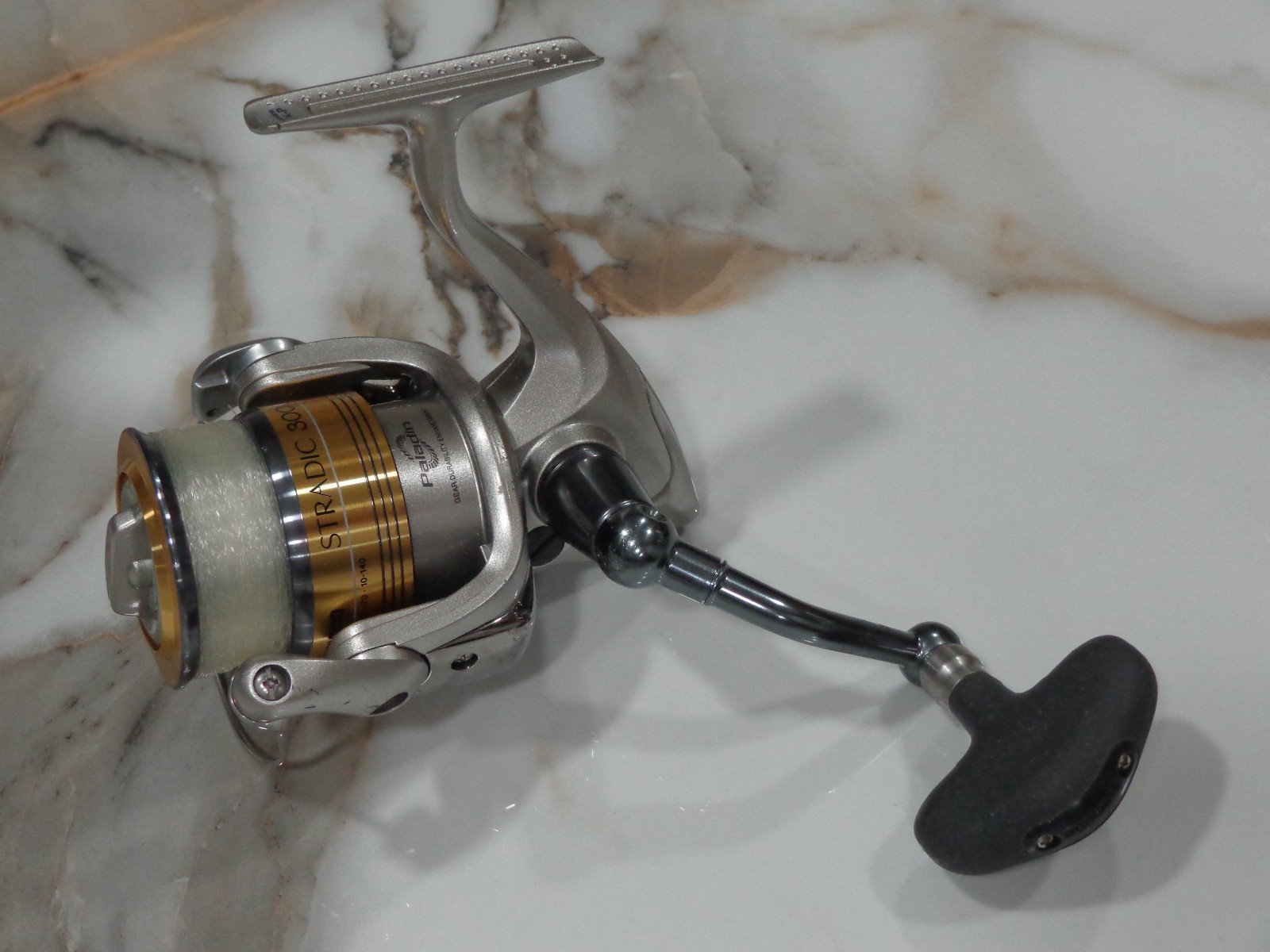 2008-2010 SHIMANO STRADIC 3000FI SPINNING REEL SUPER NICE! MUST SEE!!