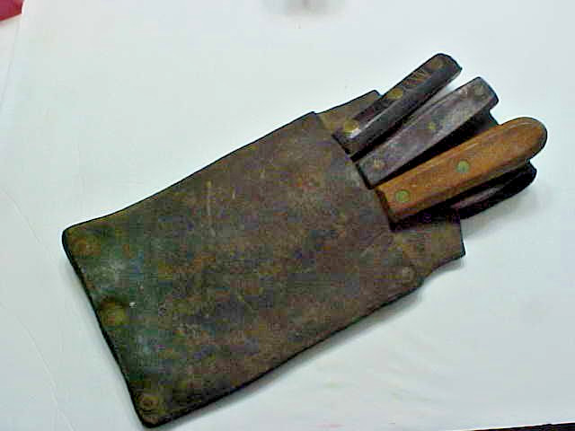 Buffalo Hunters Skinning Knife Outfit