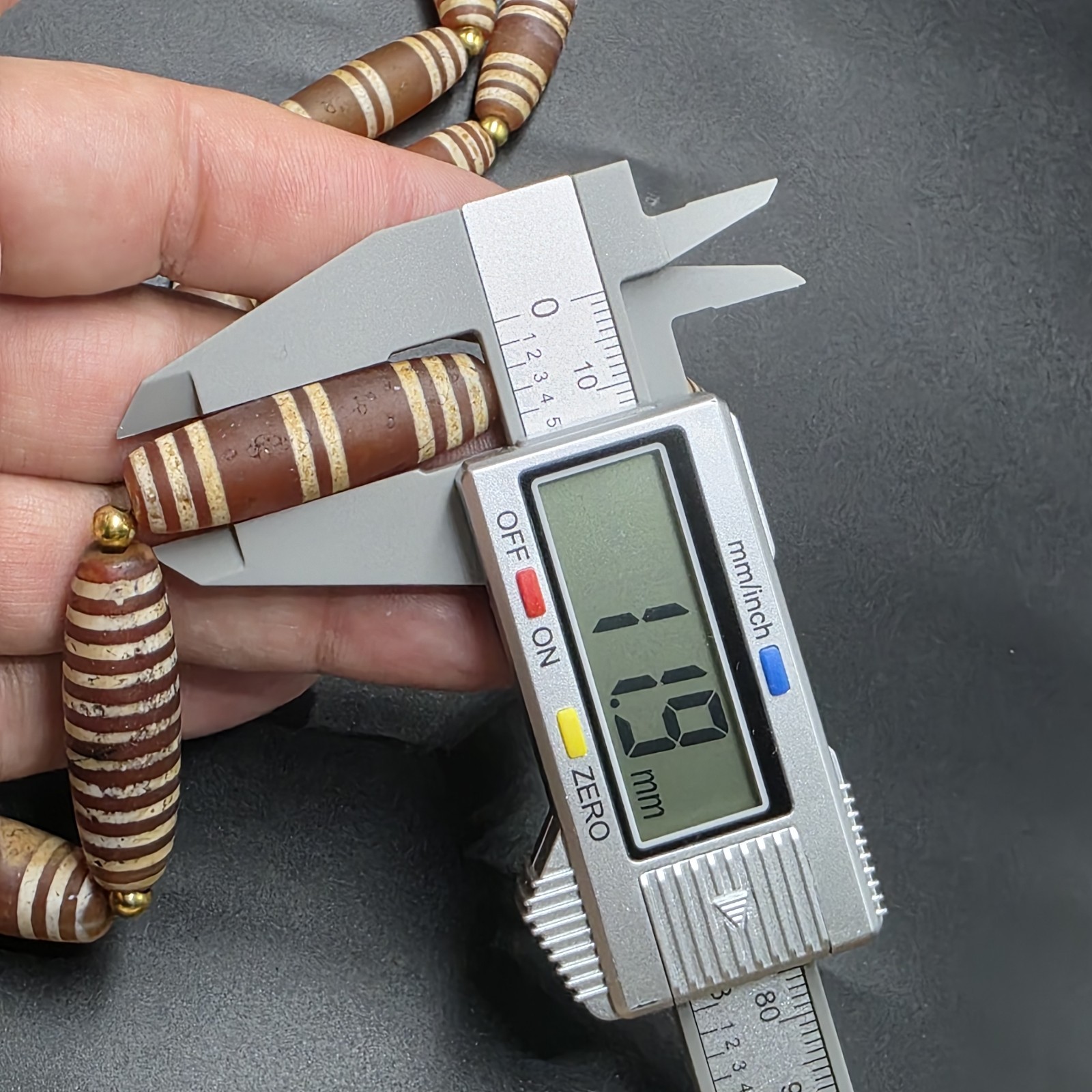 Antique Etched Carnelian Decorated Agate Beads Necklace.