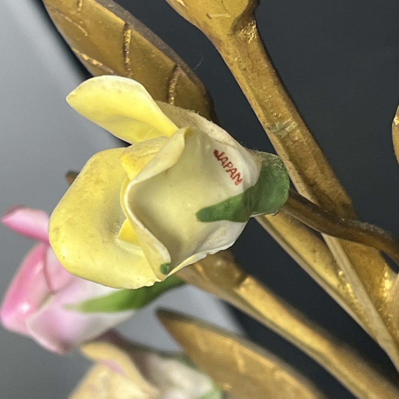 Antique Boudoir Porcelain Figurine/flower Lamp