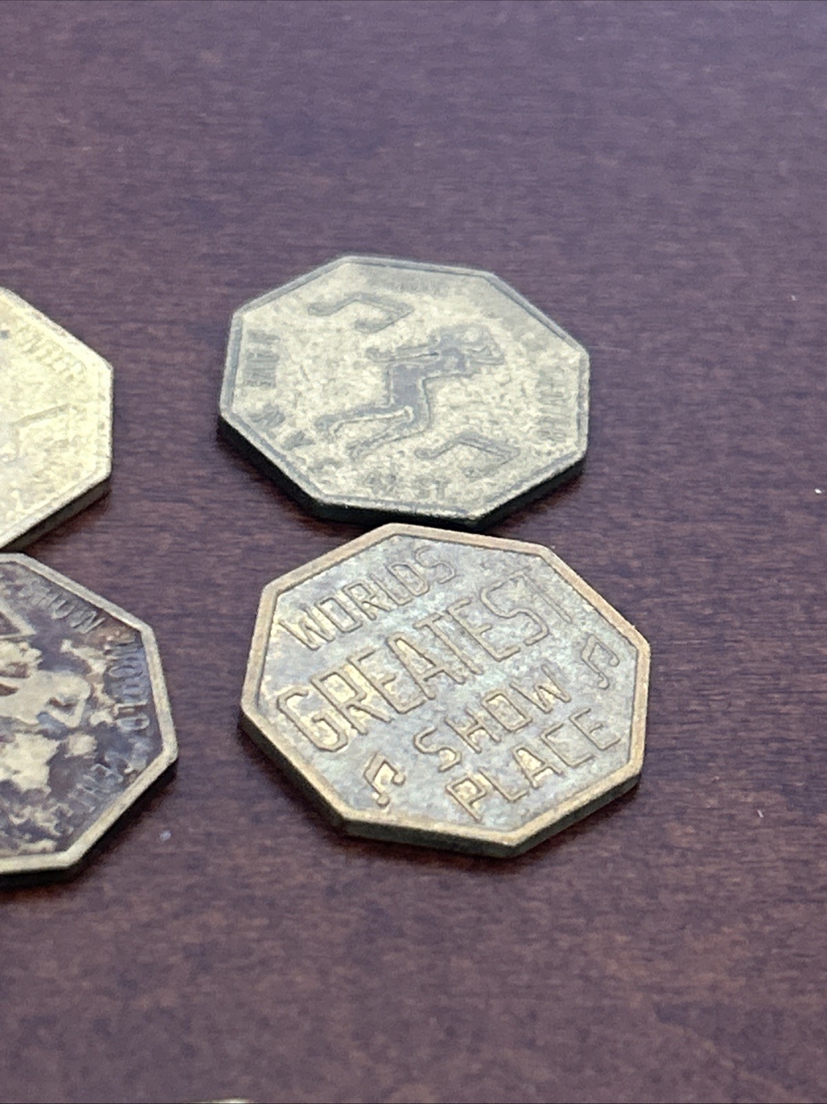 New York City NY Show World Center - 8th Ave & 42nd St Peep Show Token Lot Of 15