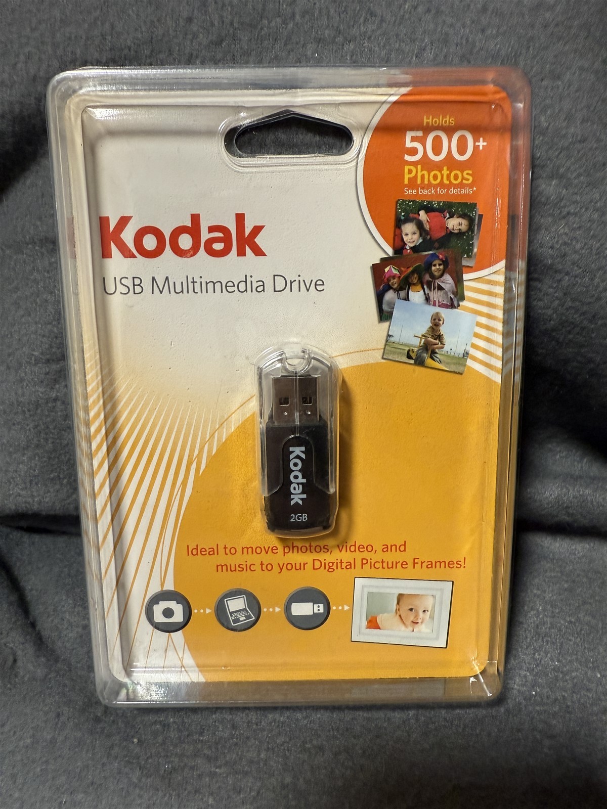 NEW KODAK 2GB USB MULTIMEDIA DRIVE "HOLDS UP TO 500 PICTURES"