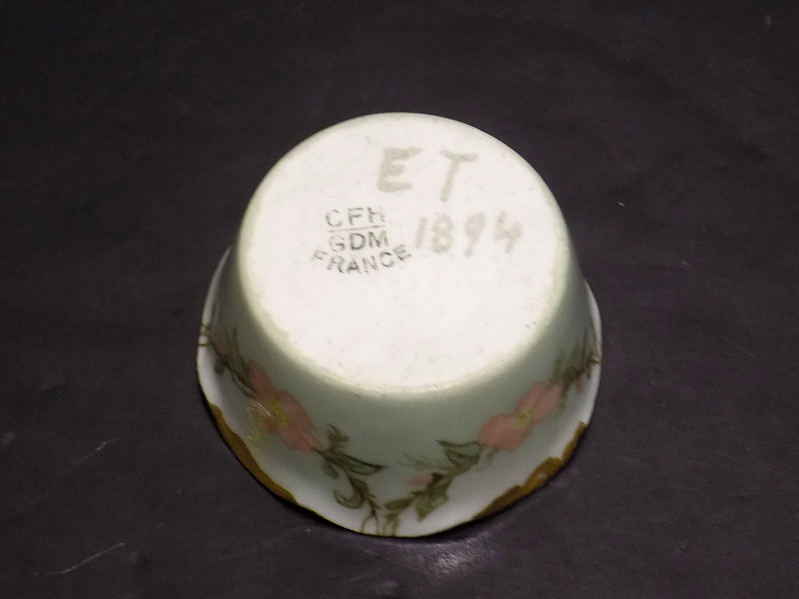 ANTIQUE CFH GDM FRANCE HAVILAND GOLD RIM FLORAL OPEN SALT CELLAR ET 1894