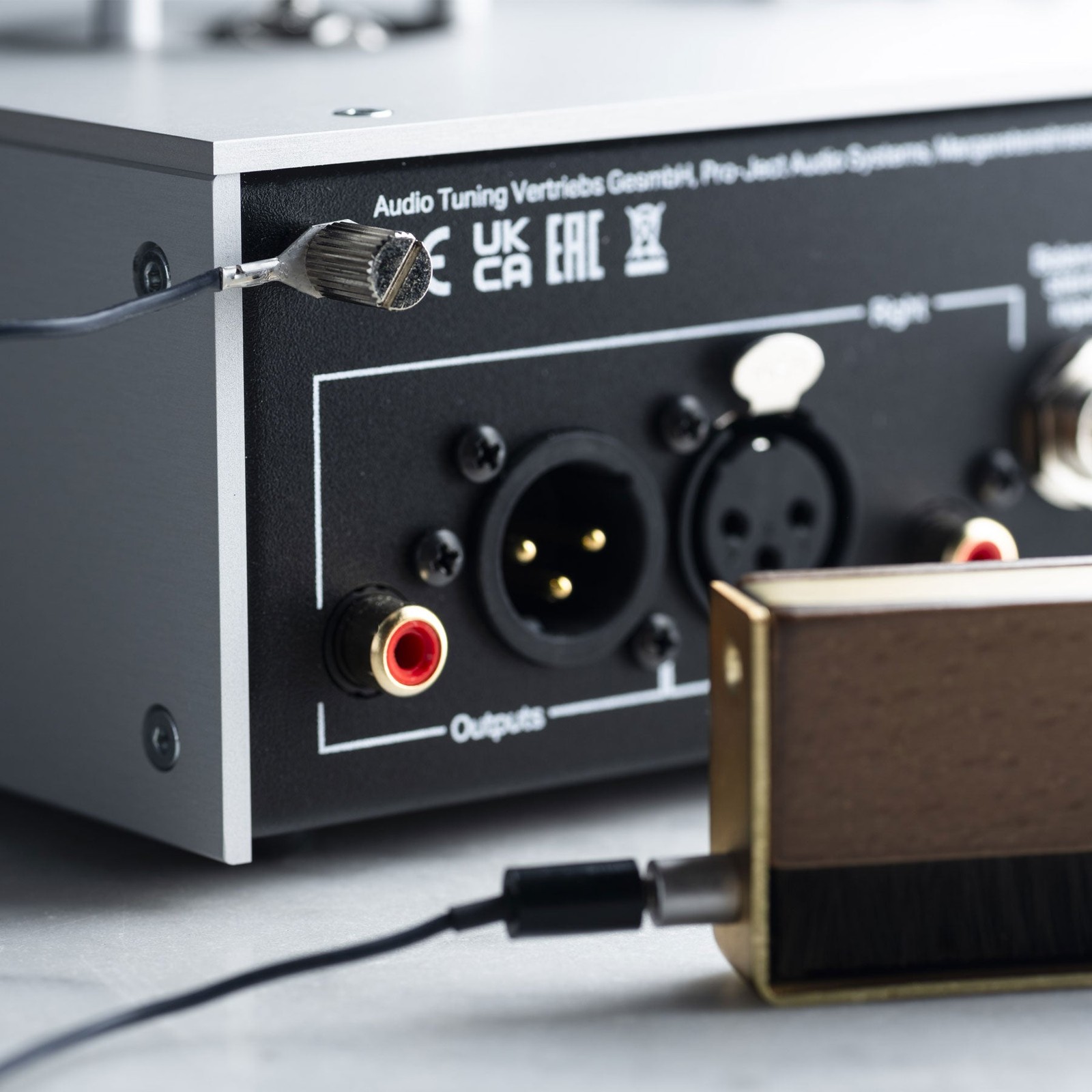 Pro-Ject: Brush It Premium Grounded Record Cleaning Brush