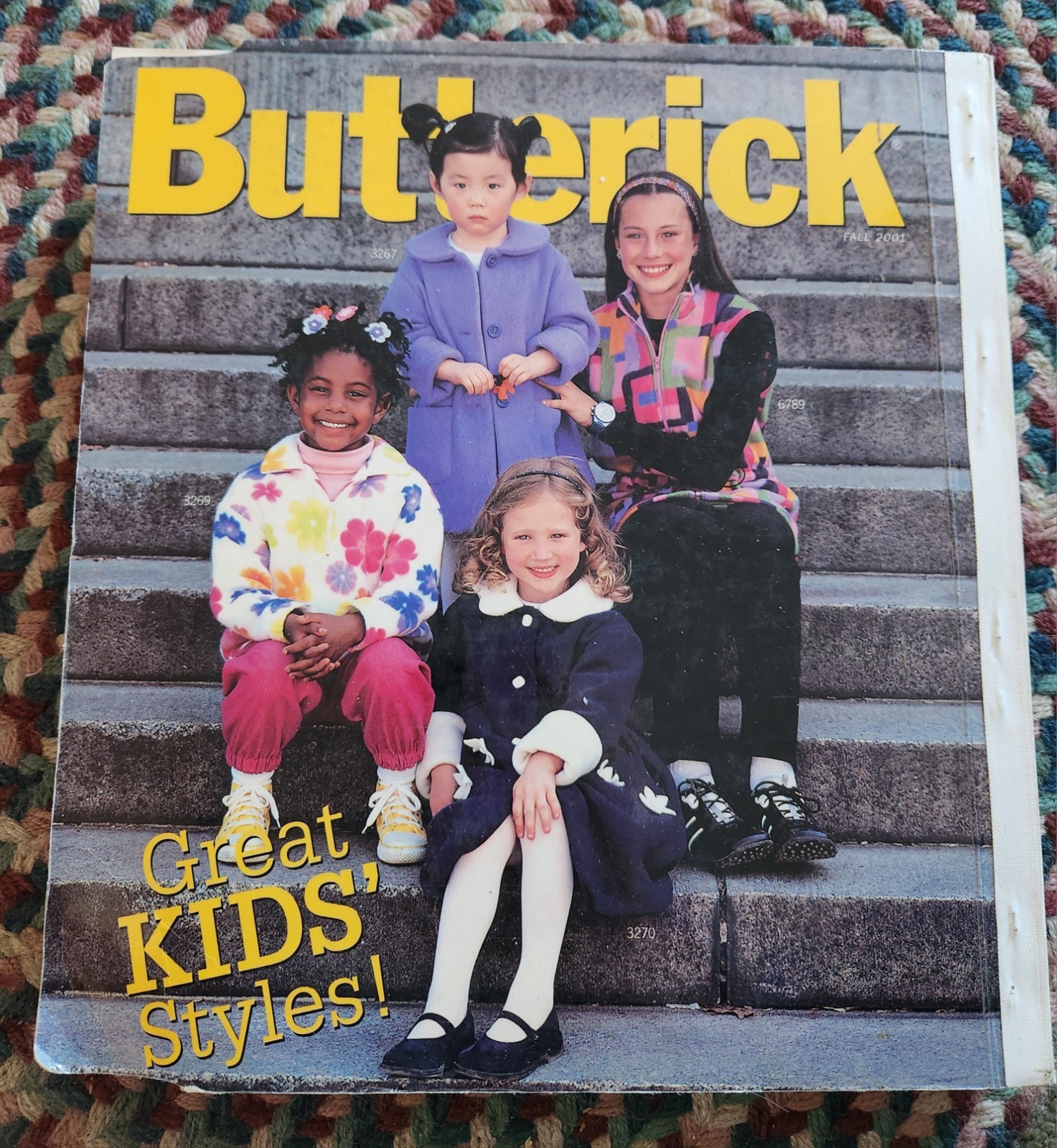 HUGE vtg Butterick Fall 2001 Store Counter PATTERN CATALOG Clothing Crafts Decor