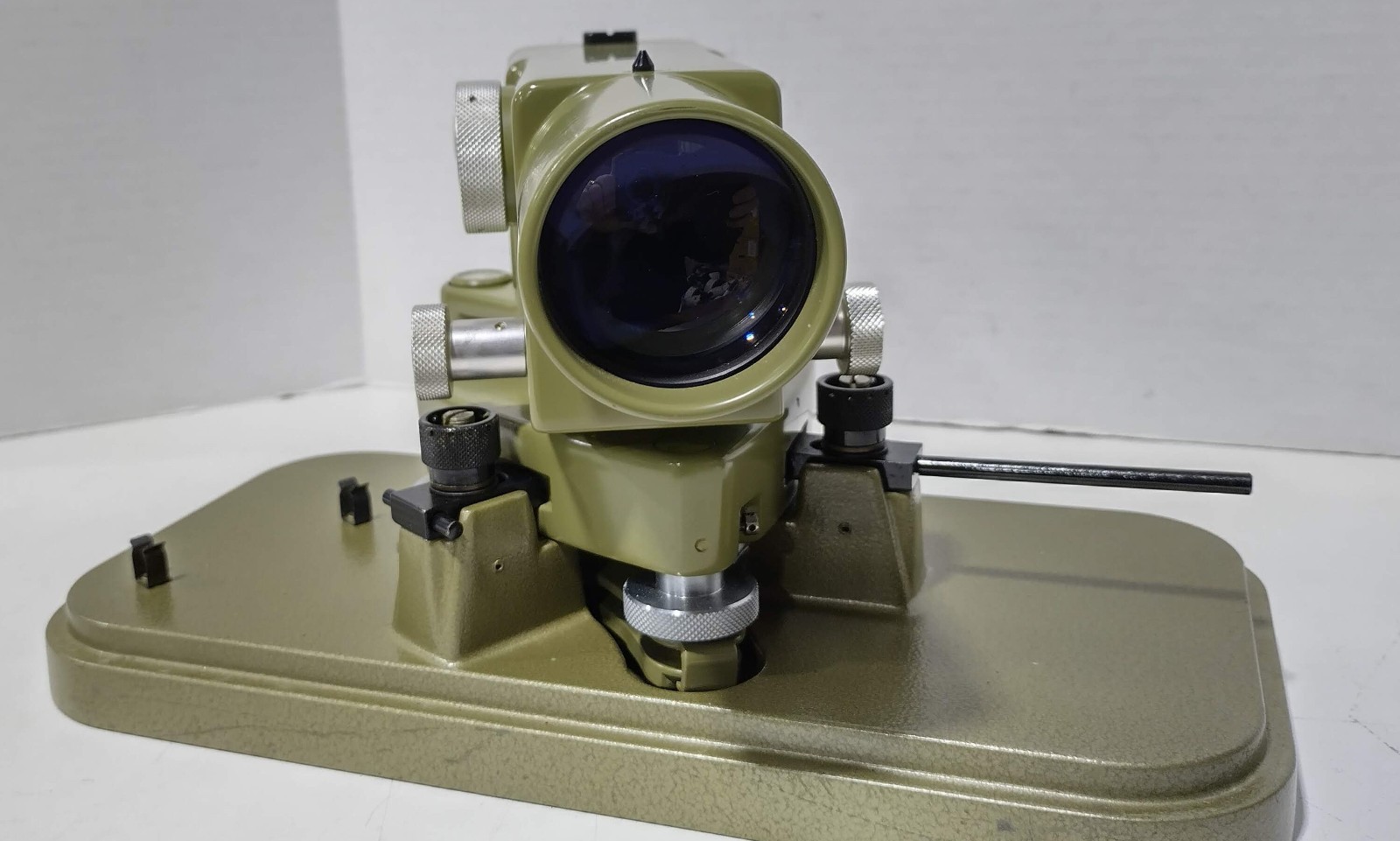 Wild Heerbrugg Switzerland NA2-133368 Automatic Surveying Lever Mfg 1966 w/ Case