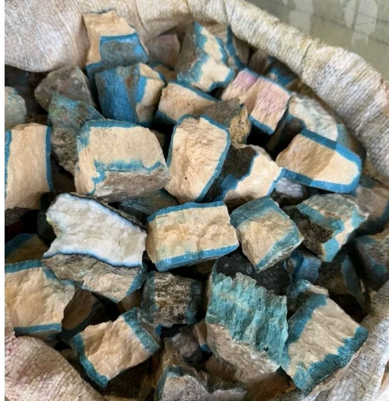 1 KG LOT NATURAL UNTREATED HIGH QUALITY ROUGH BLUE ICE GLACIERITE SPECIMEN