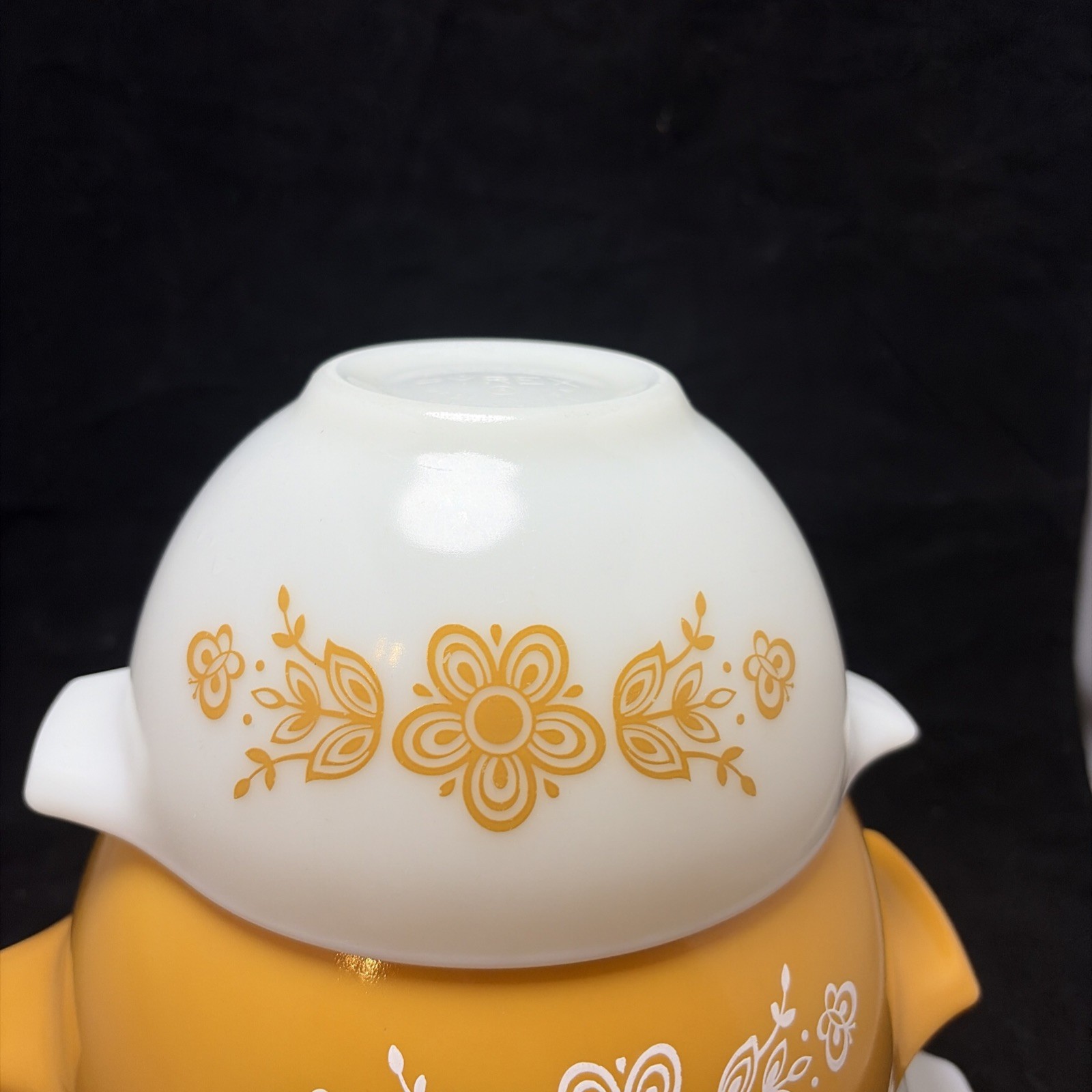 4 PYREX BUTTERFLY GOLD 4 CINDERELLA MIXING BOWLS 441-442-443 -444