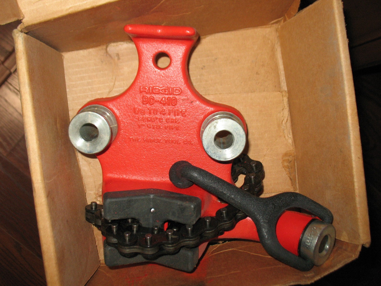 RIDGID BC410P Bench Chain Vise, 1/2 inch to 4- 1/2 inch Bench Vise