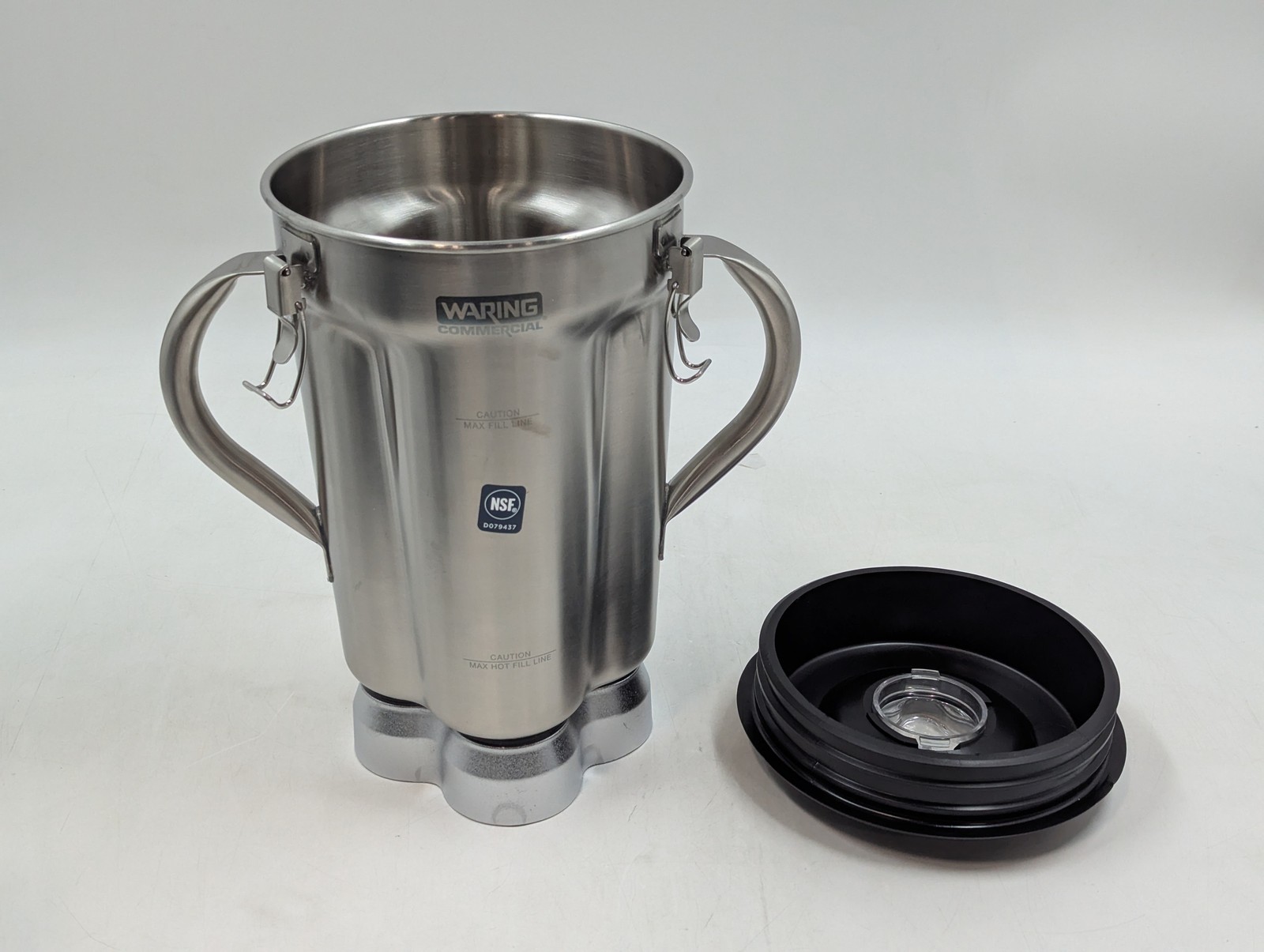 Waring CB15 Heavy Duty One Gallon 3.75HP 3-Speed Commercial Blender