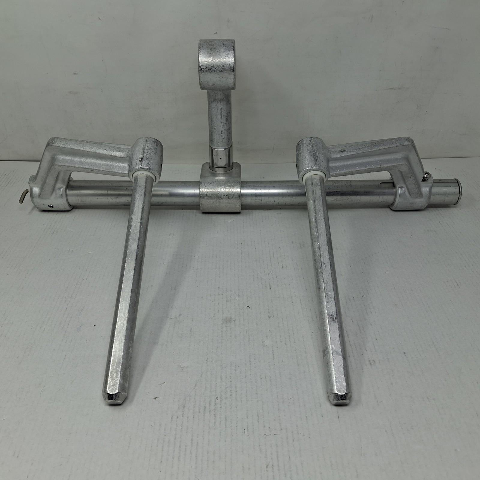 Integra Lifesciences Mayfield Headrest Base