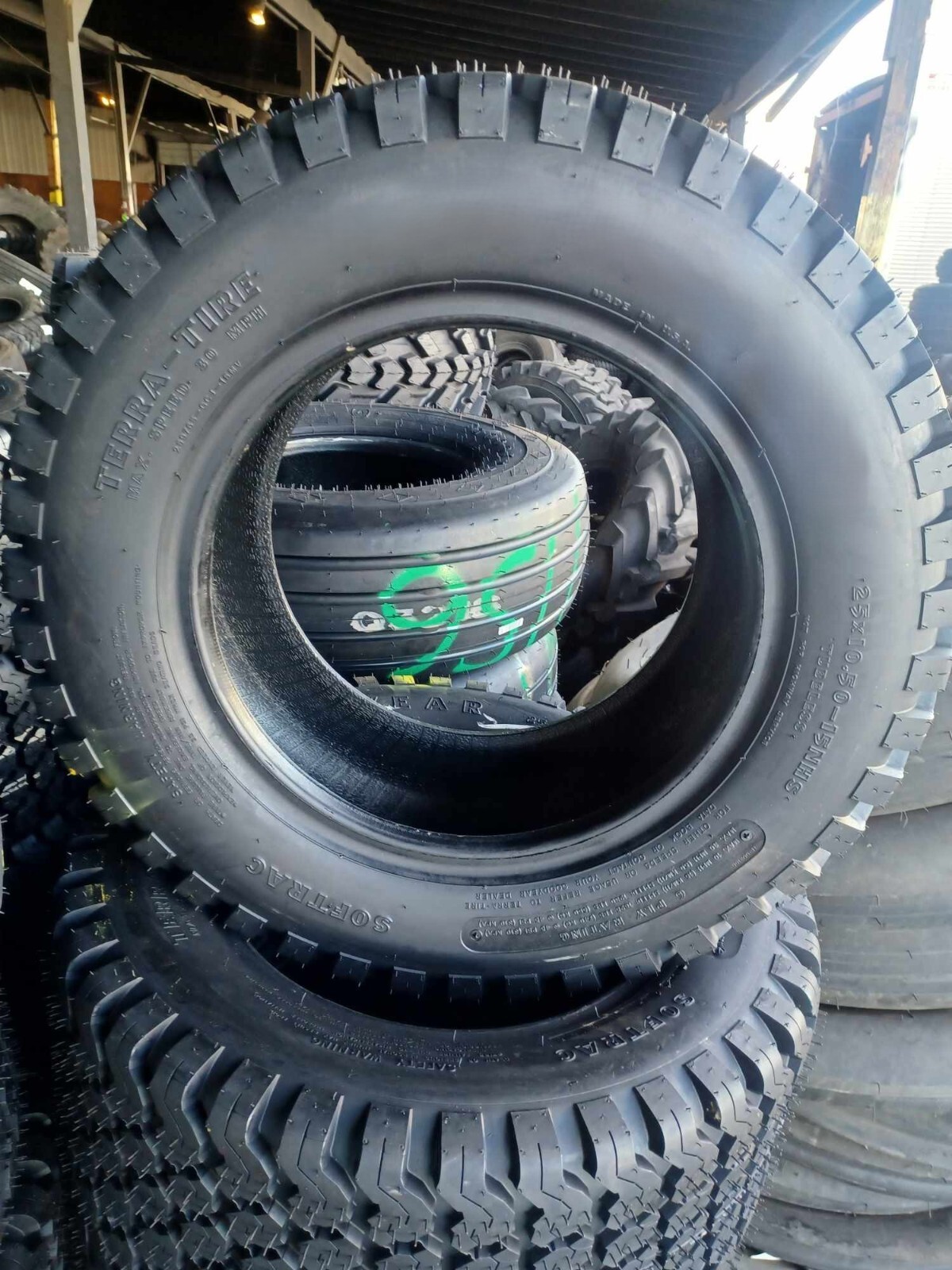 25x10.50-15 TIRE TURF HF-1 NEW OVERSTOCKS 6PLY 25105015 25 10.50 15