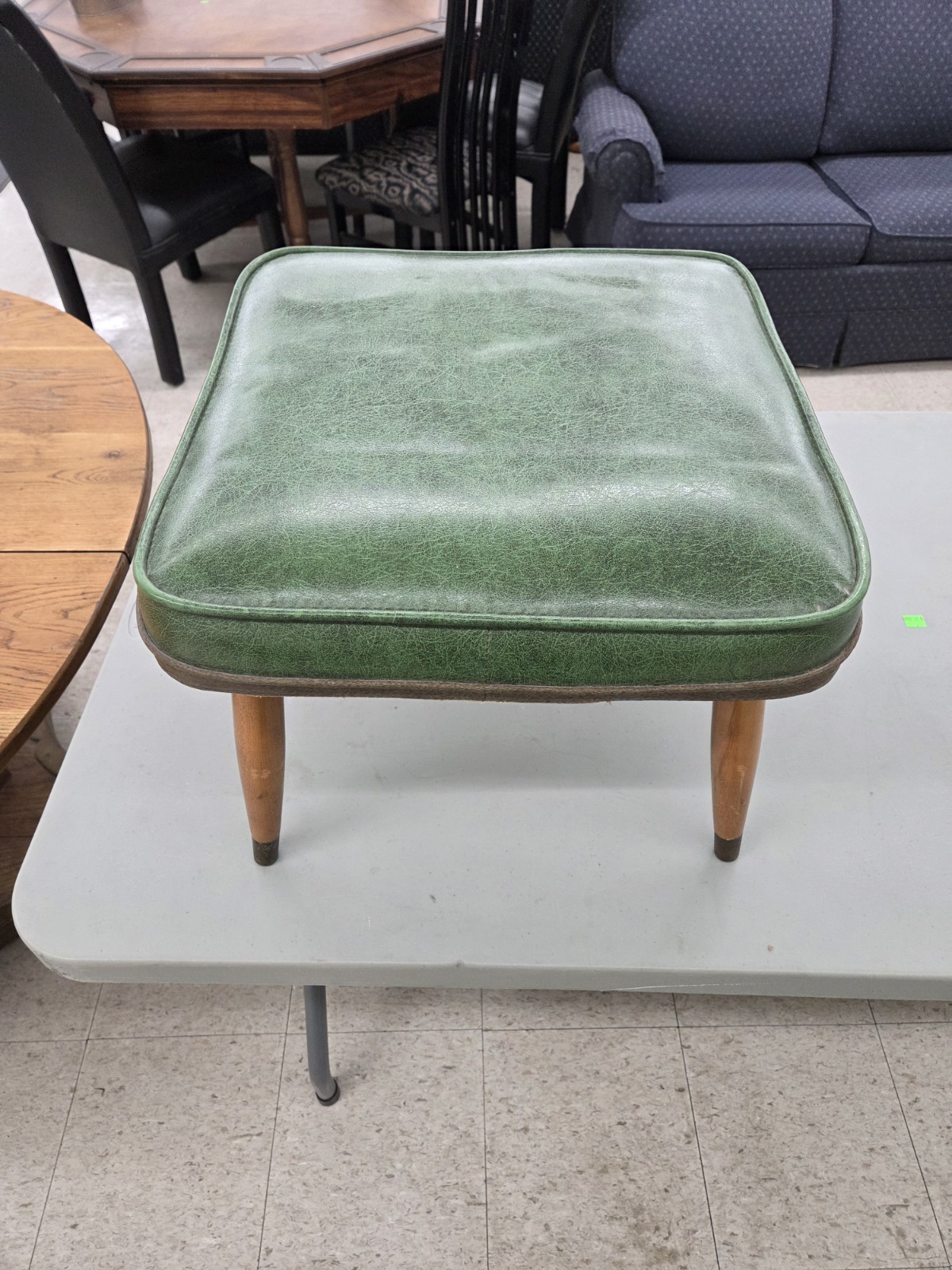 VINTAGE WONDERFUL MID CENTURY, AVOCADO GREEN VINYL, FOOT STOOL WITH LEGS!