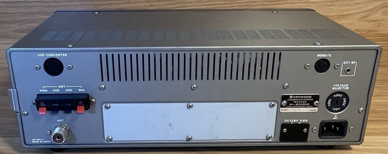 KENWOOD R-2000 Shortwave AM CW SSB Radio Tested Working Fine