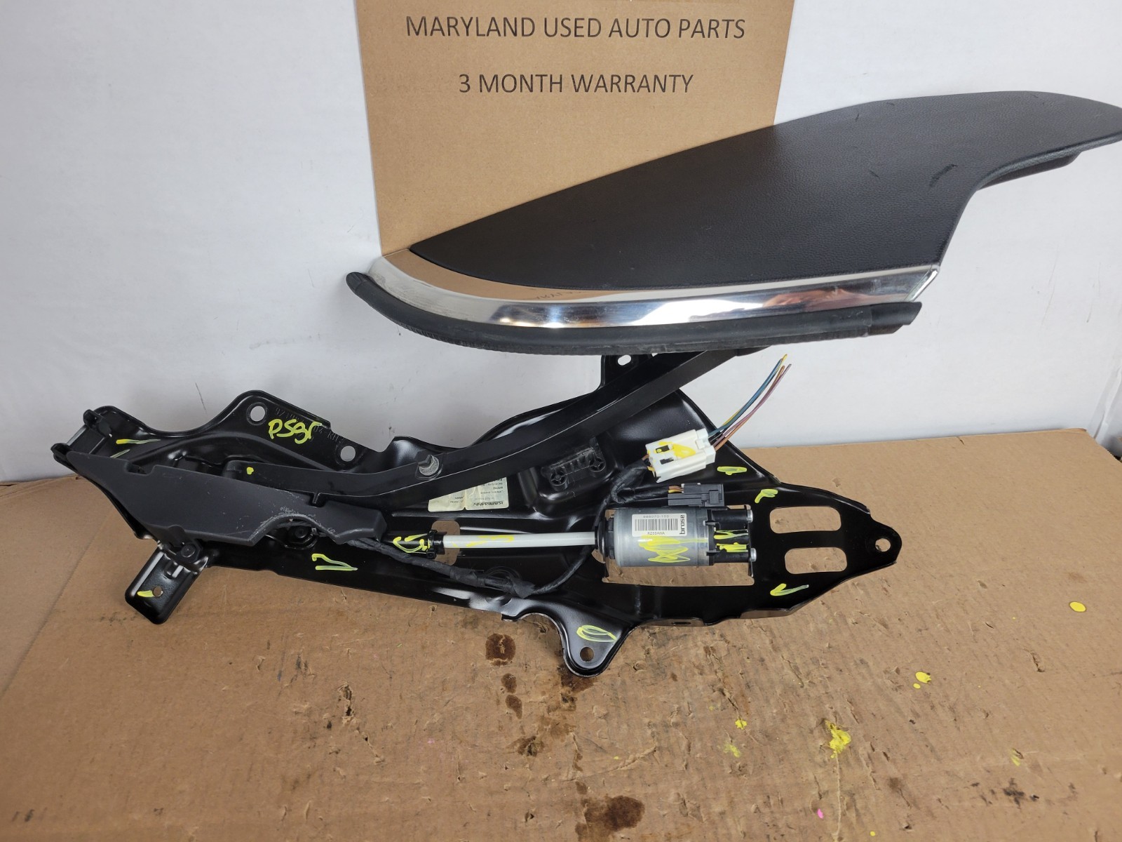 2009-2013 INFINITI G37 Convertible Top PASSENGER SIDE FOLDING PARCEL SHELF FLAP