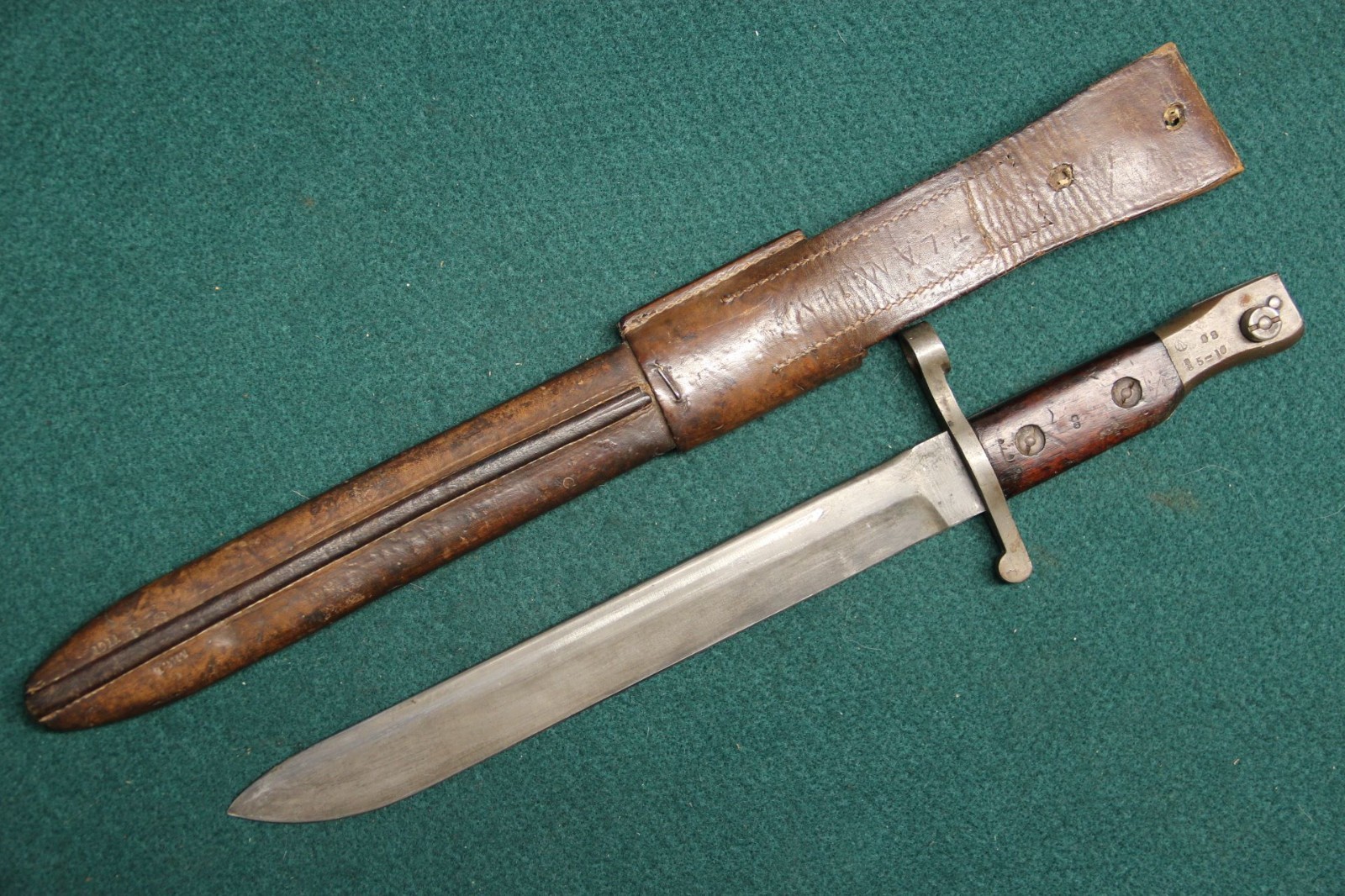WWI US Marked Canadian Ross Bayonet & Leather Scabbard Mk I Free Shipping