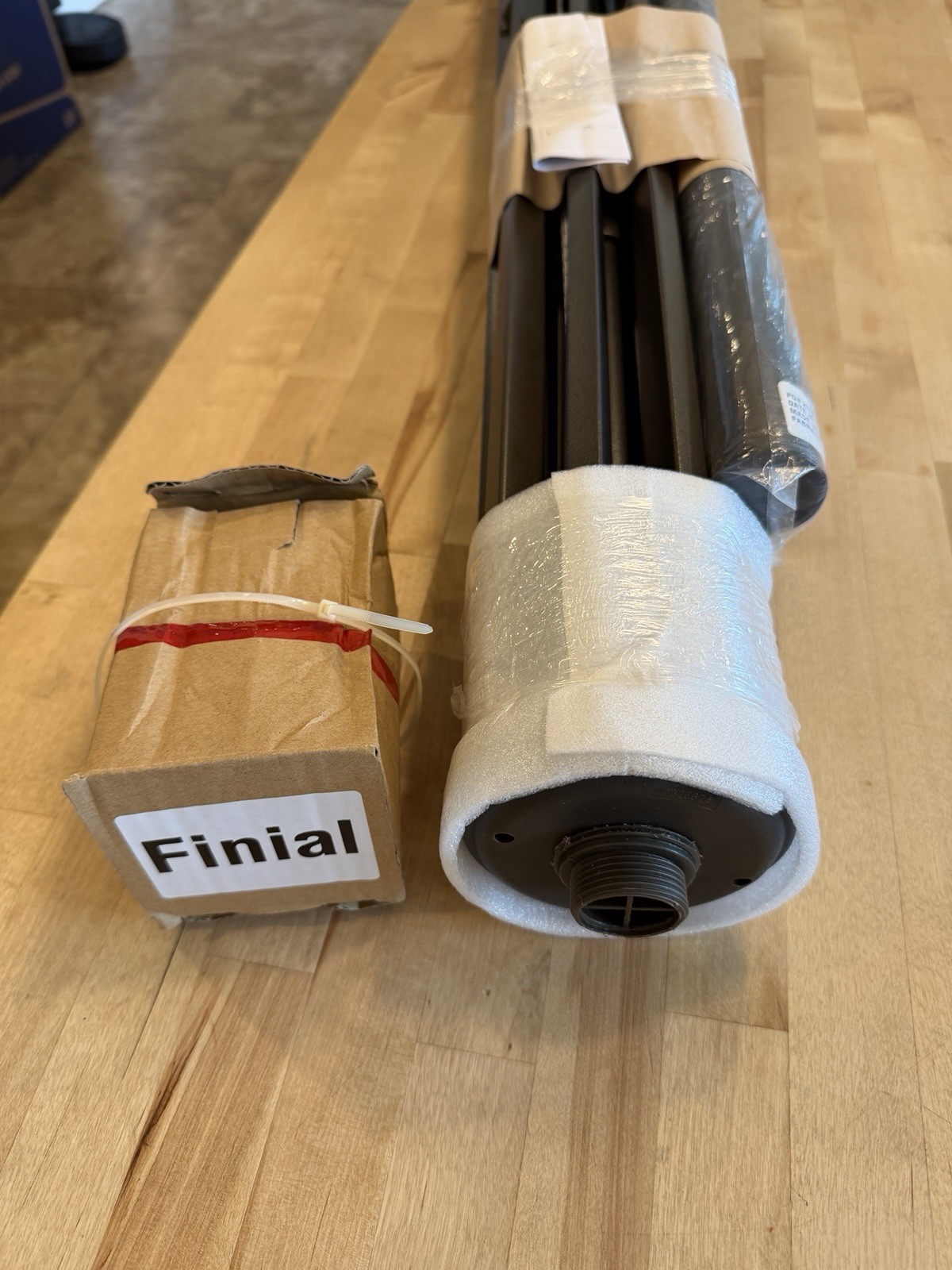 Pottery Barn 10' Rectangular Outdoor Umbrella Rustproof Aluminum Tilt Frame