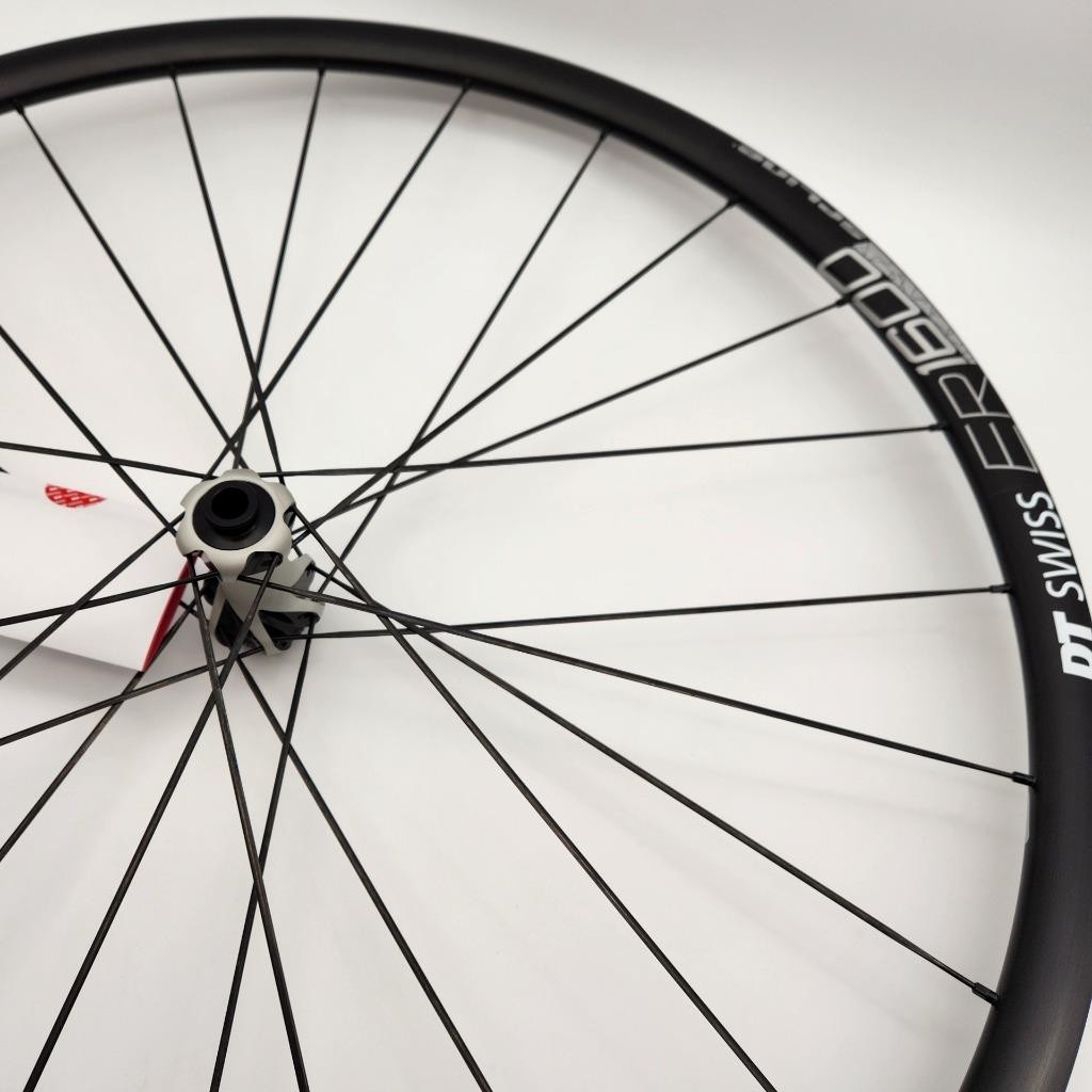 DT Swiss ER1600 Spline Wheelset 700C Tubeless Clincher Shimano HG 11/12-Speed