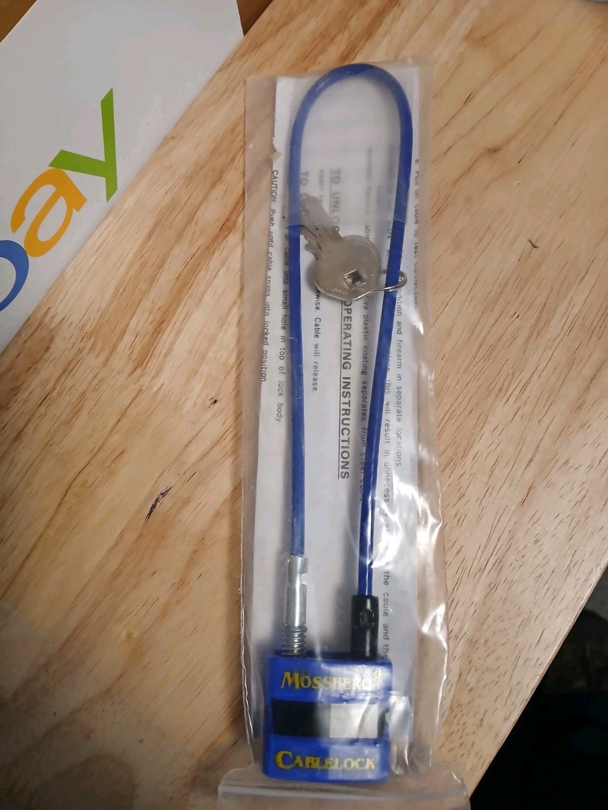 Mossberg Gun Cable Lock w/ Keys New Sealed in pack Firearm Safety Lock