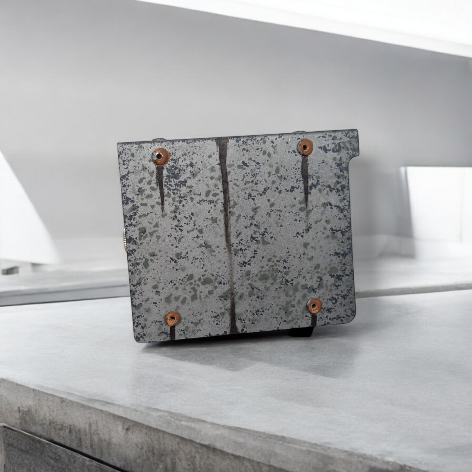 Nixie tube clock with IN-12 tubes and dekatron in metallic case