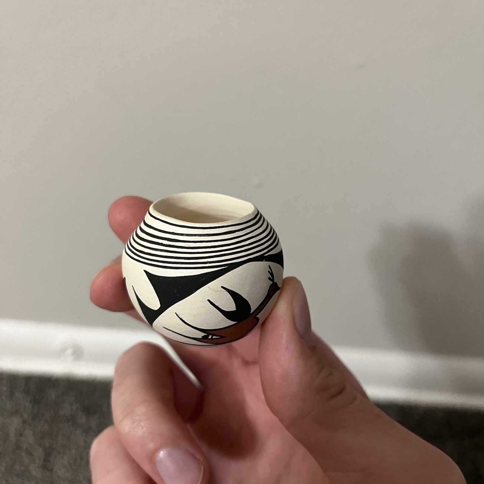 Laguna New Mexico Small Native American Pottery Signed V Pino 2”x 1.5” Vase Bird