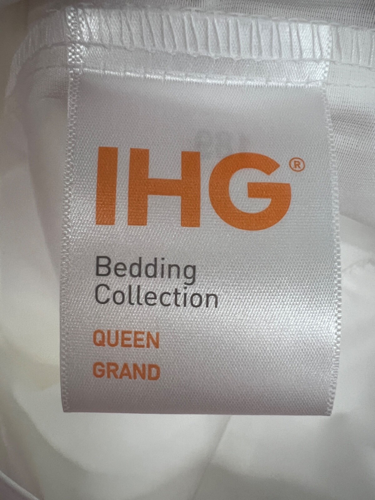 6 Pack IHG Queen Size White Pillowcases 300 Thread Count for Crowne Plaza 20x29"