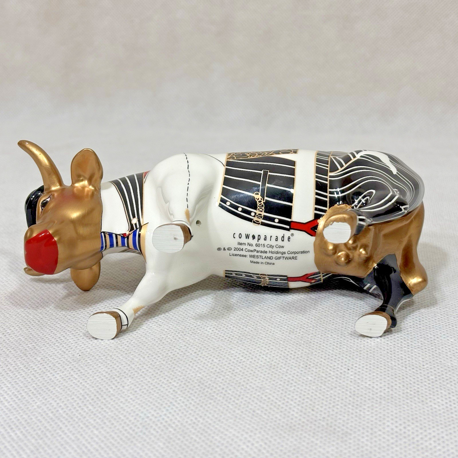 Cow Parade #6015 City Cow 2004 Westland Giftware Figurine with Box & Tag