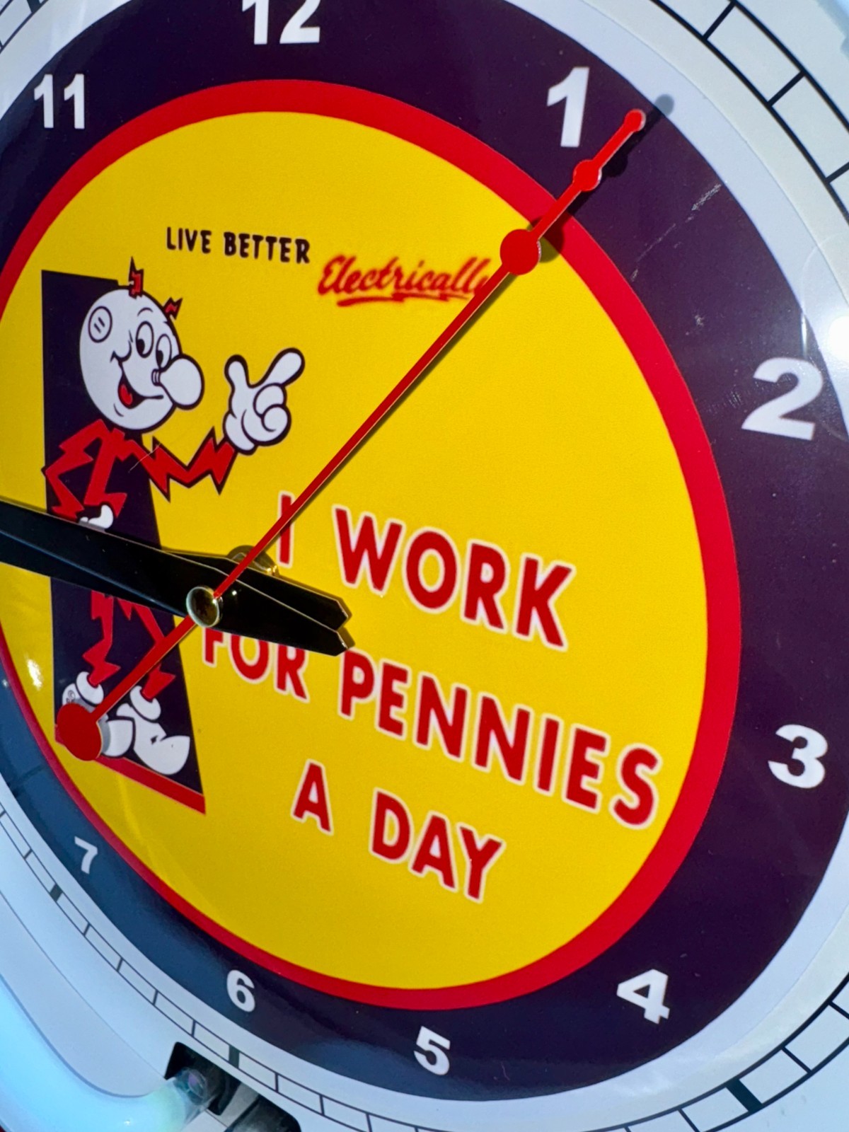 Reddy Kilowatt Sparky Electrician Garage Bar Man Cave Neon Adverting Clock Sign