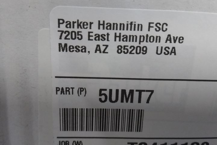 Parker 6579 56 14WP2 180 Pk 1/4 In Pipe Size White Fixed Elbow