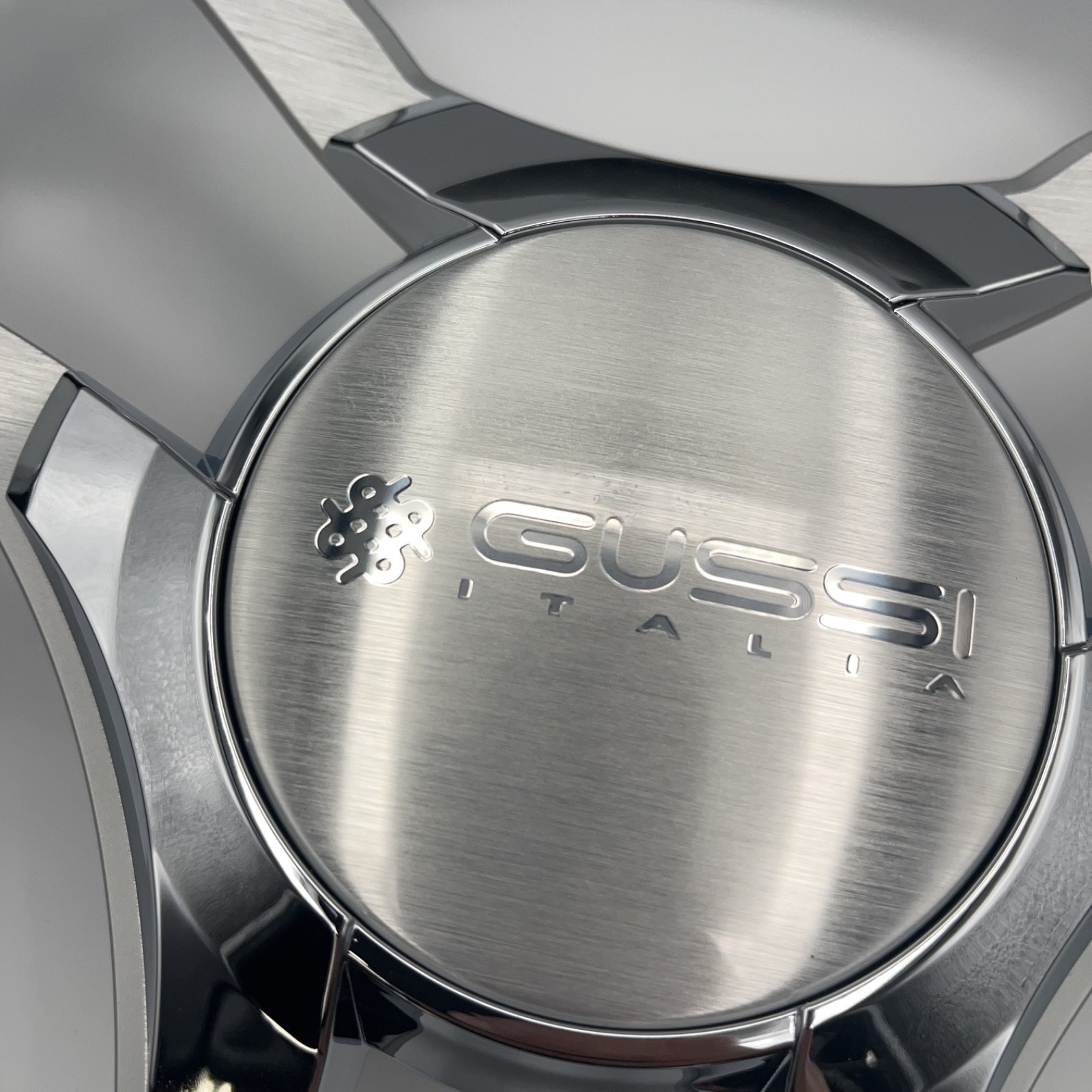 Malera Boat Steering Wheel Brushed Alum Spoke | Gussi Italia Center Cap