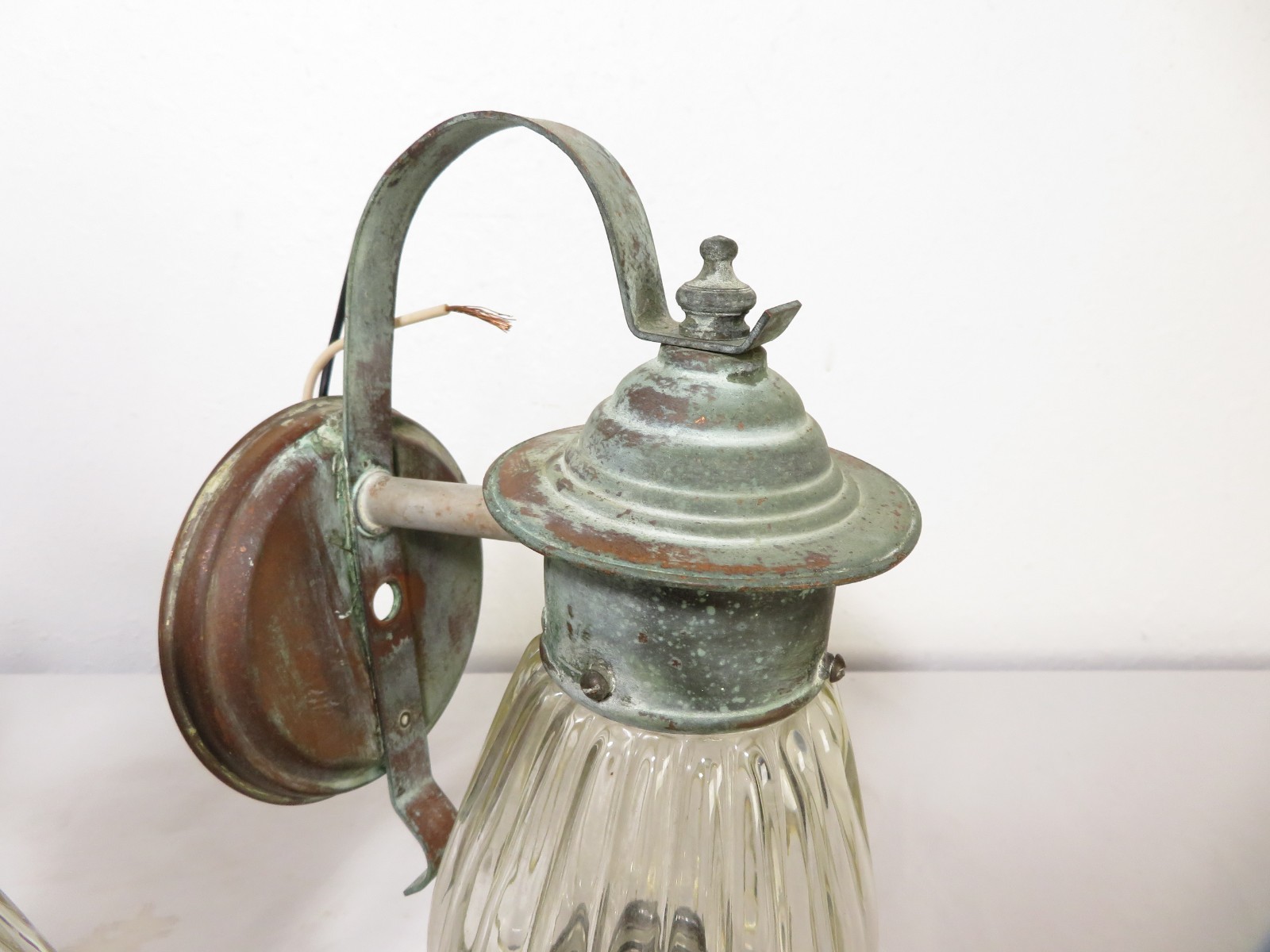 ANTIQUE Arts & Crafts COPPER TUDOR PORCH WALL SCONCE LAMP LIGHT PAIR Lantern